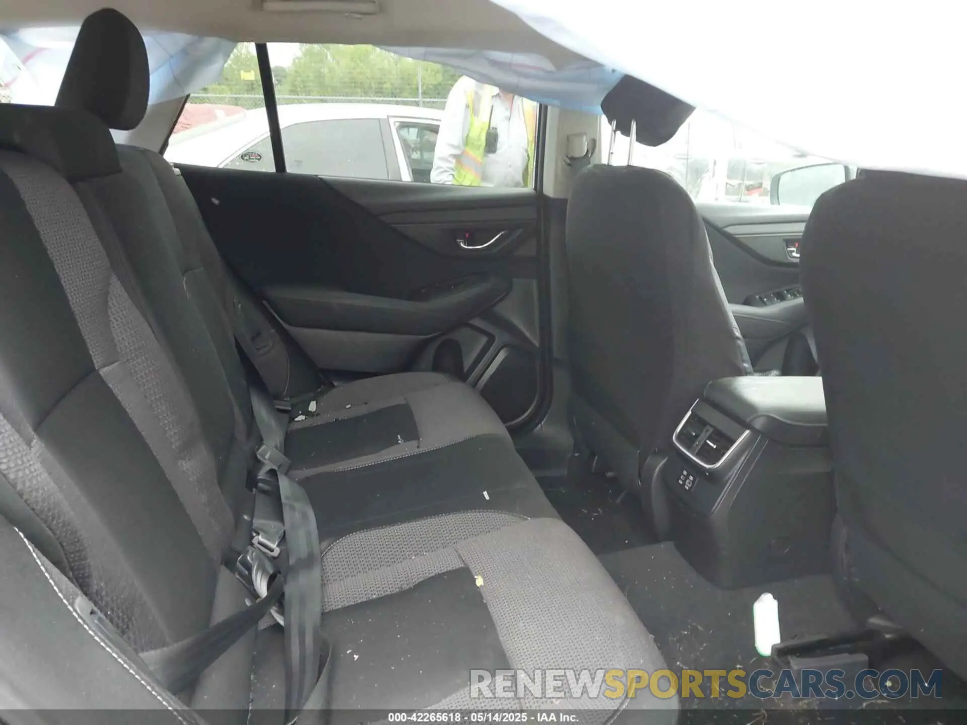 8 fotografías del automóvil dañado 4S4BTACC2P3191596 SUBARU OUTBACK 2023