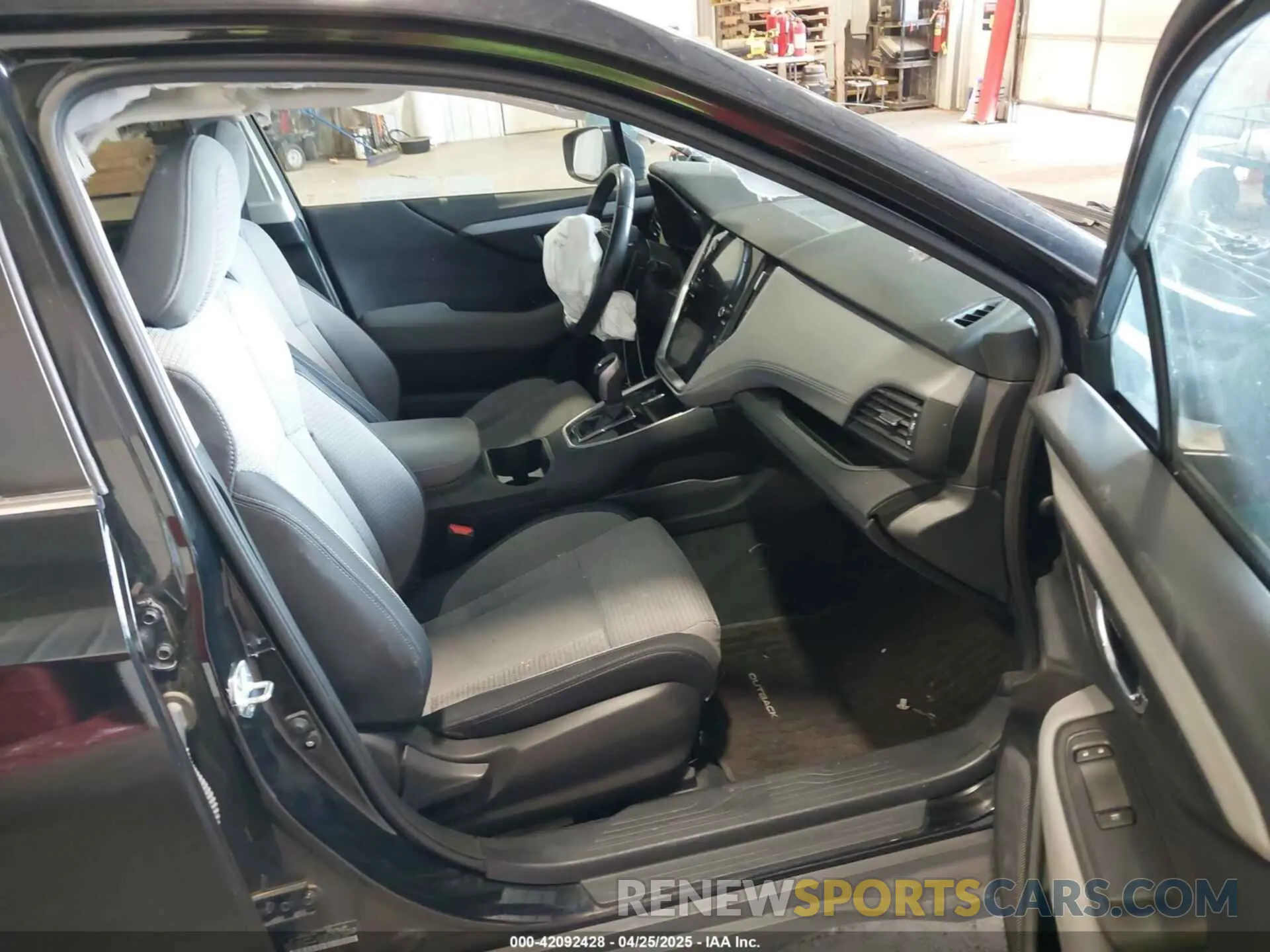 5 fotografías del automóvil dañado 4S4BTACC4P3125812 SUBARU OUTBACK 2023