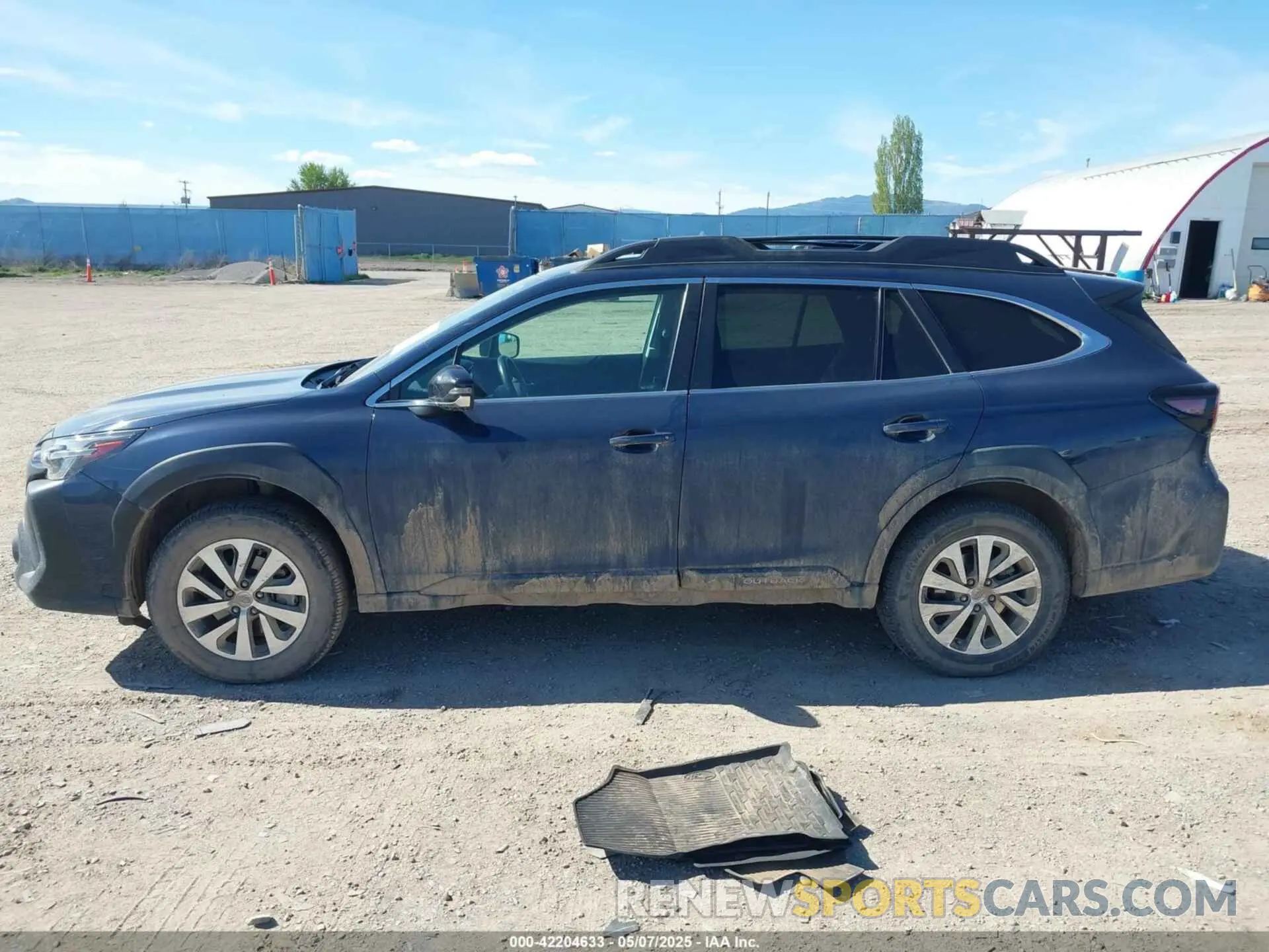 14 fotografías del automóvil dañado 4S4BTACC7P3111757 SUBARU OUTBACK 2023
