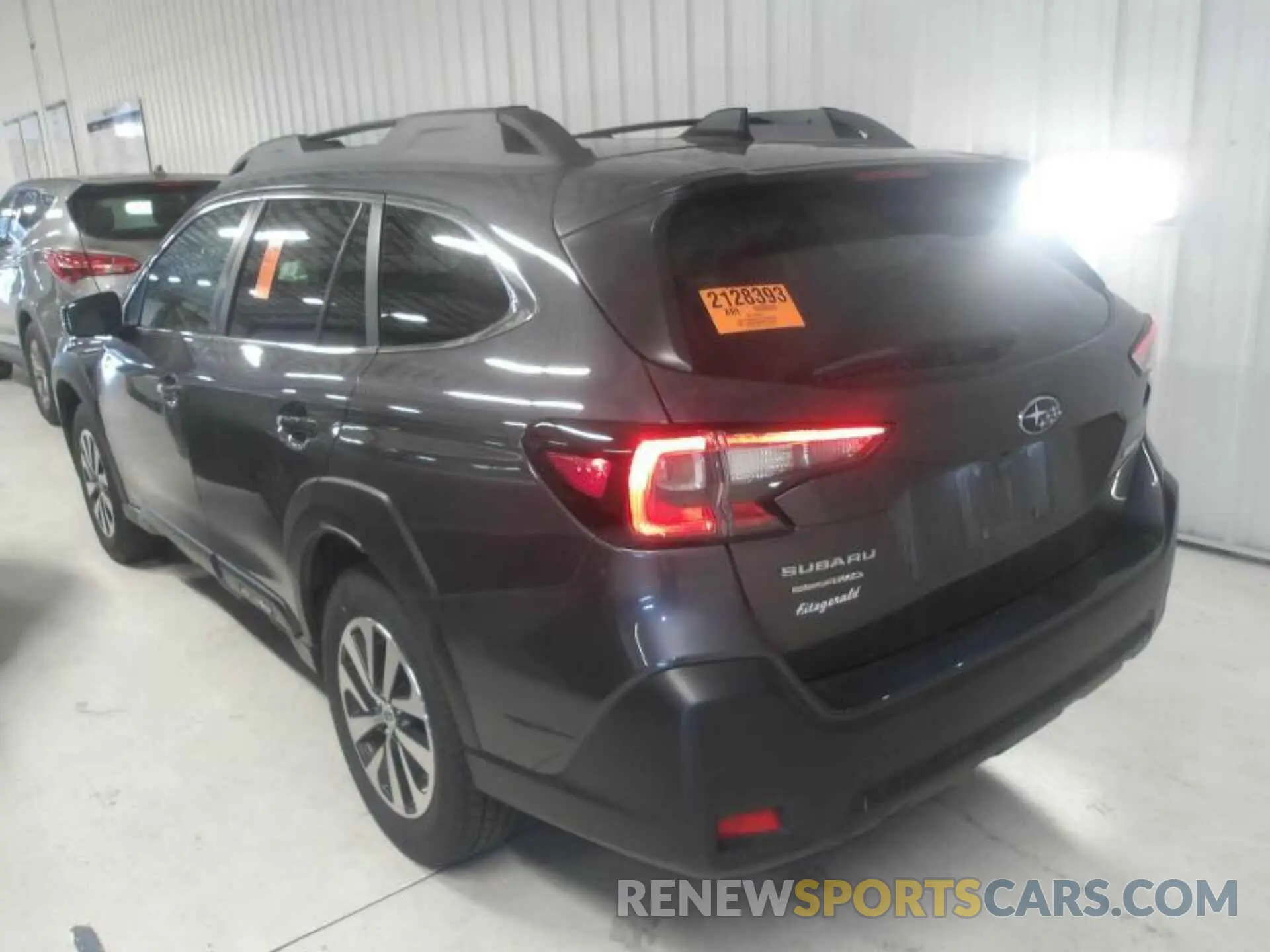 2 fotografías del automóvil dañado 4S4BTADC0P3133212 SUBARU OUTBACK 2023