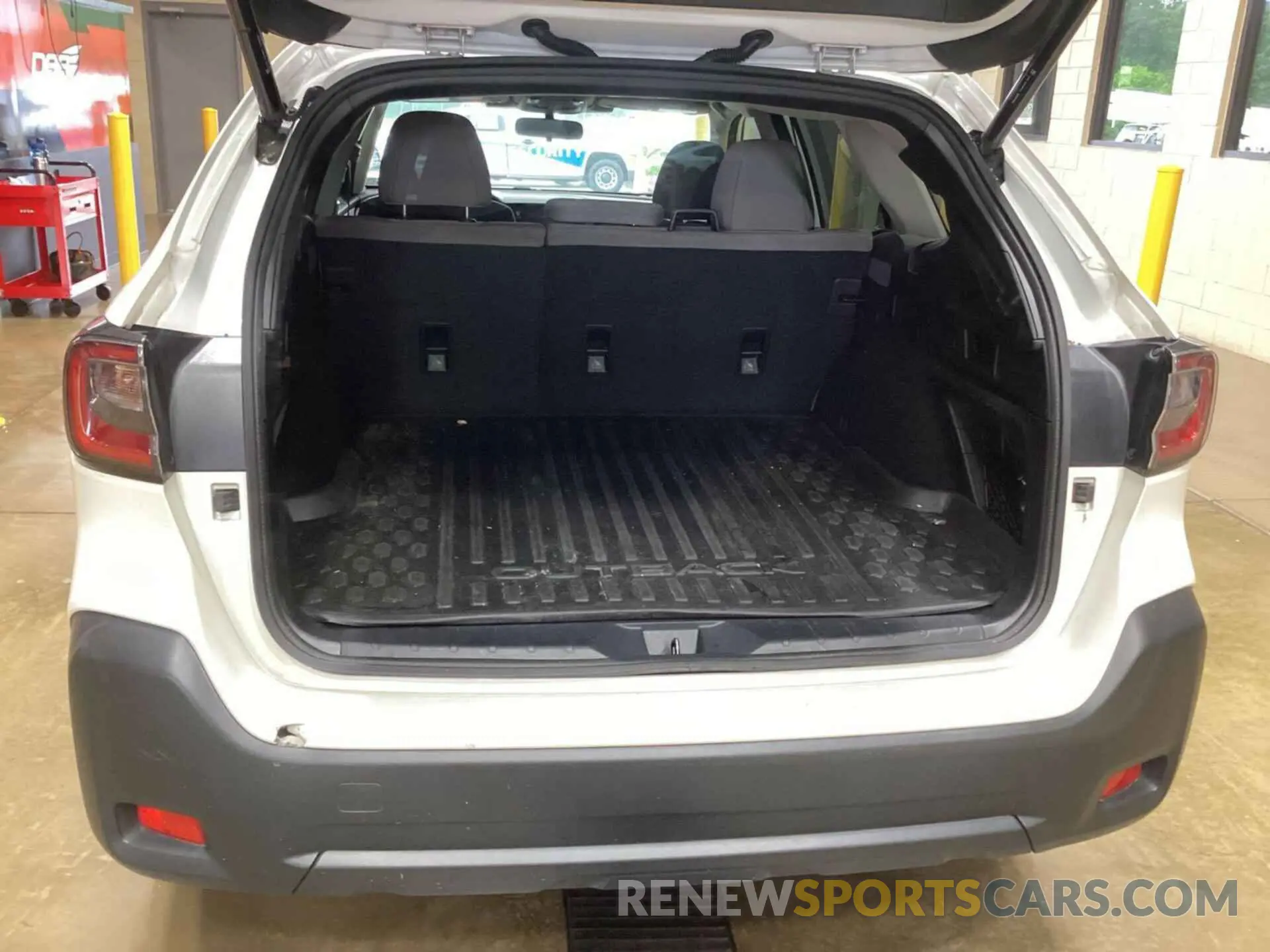 43 fotografías del automóvil dañado 4S4BTADC4P3139918 SUBARU OUTBACK 2023
