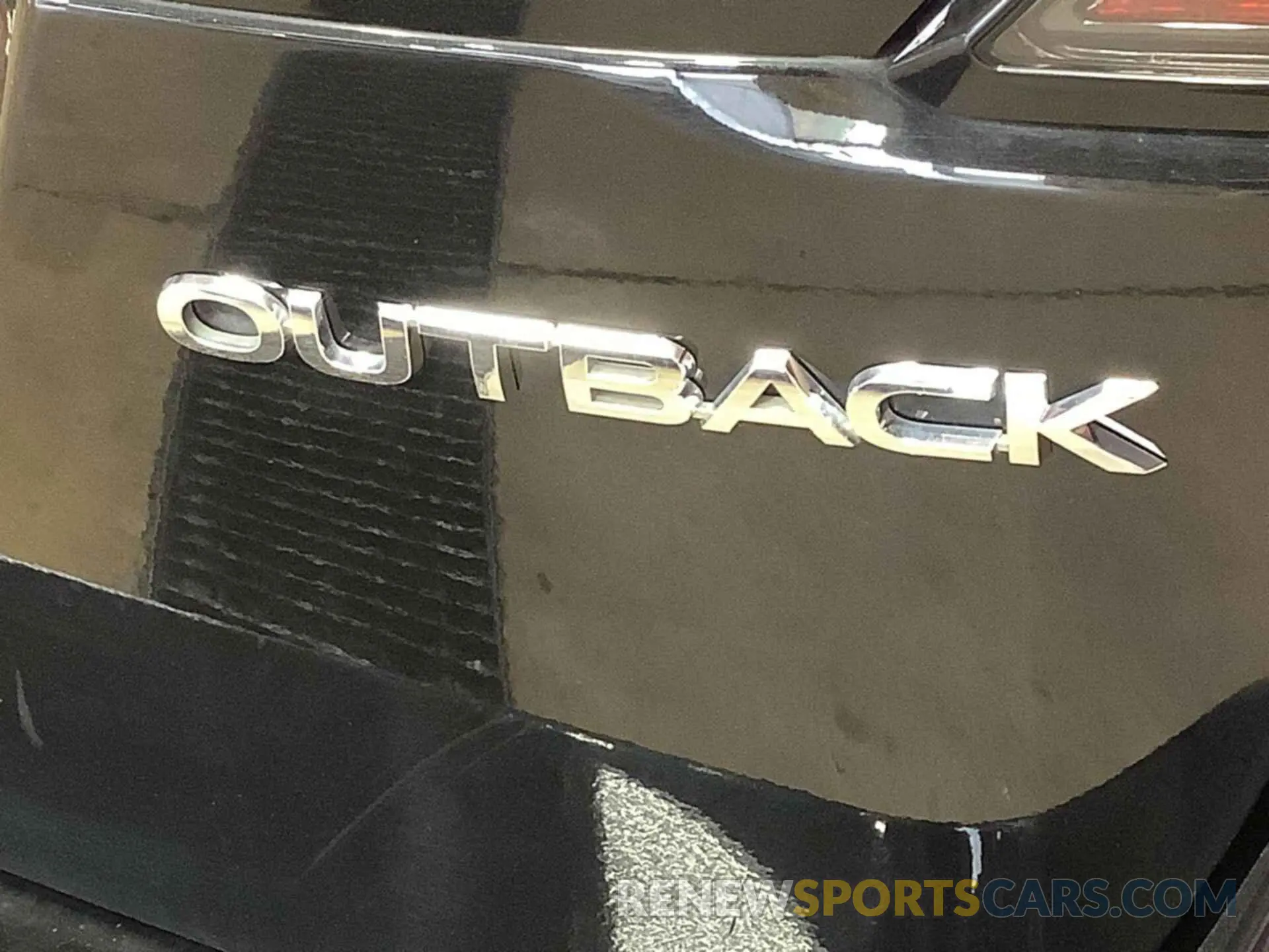 2 fotografías del automóvil dañado 4S4BTADC8P3198857 SUBARU OUTBACK 2023