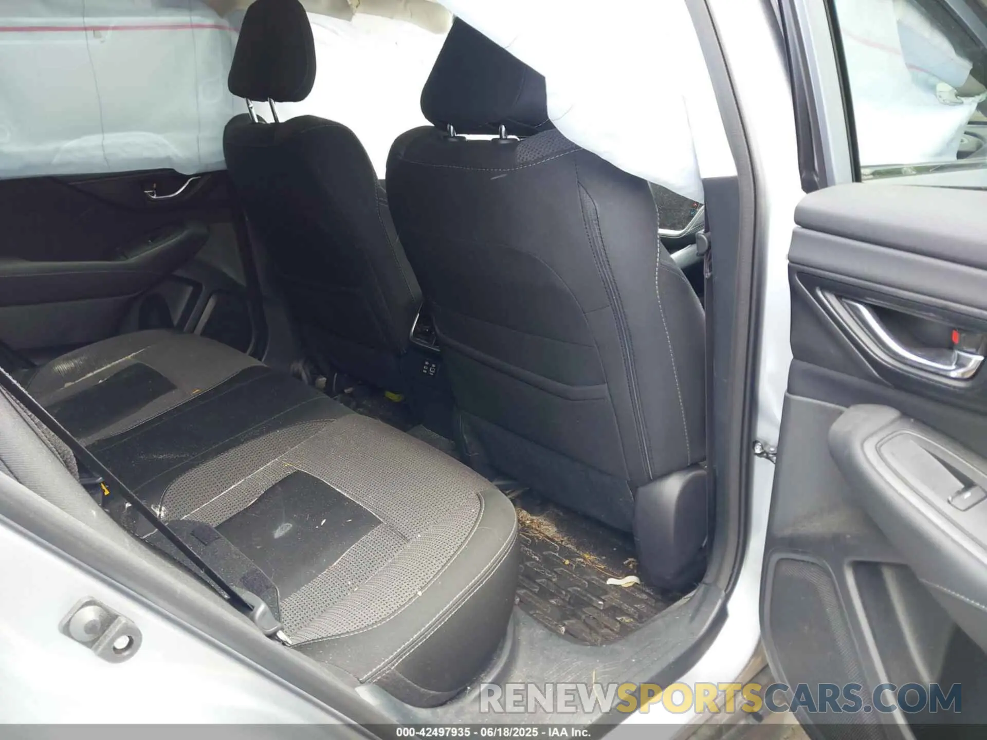 8 fotografías del automóvil dañado 4S4BTAFC0P3118853 SUBARU OUTBACK 2023