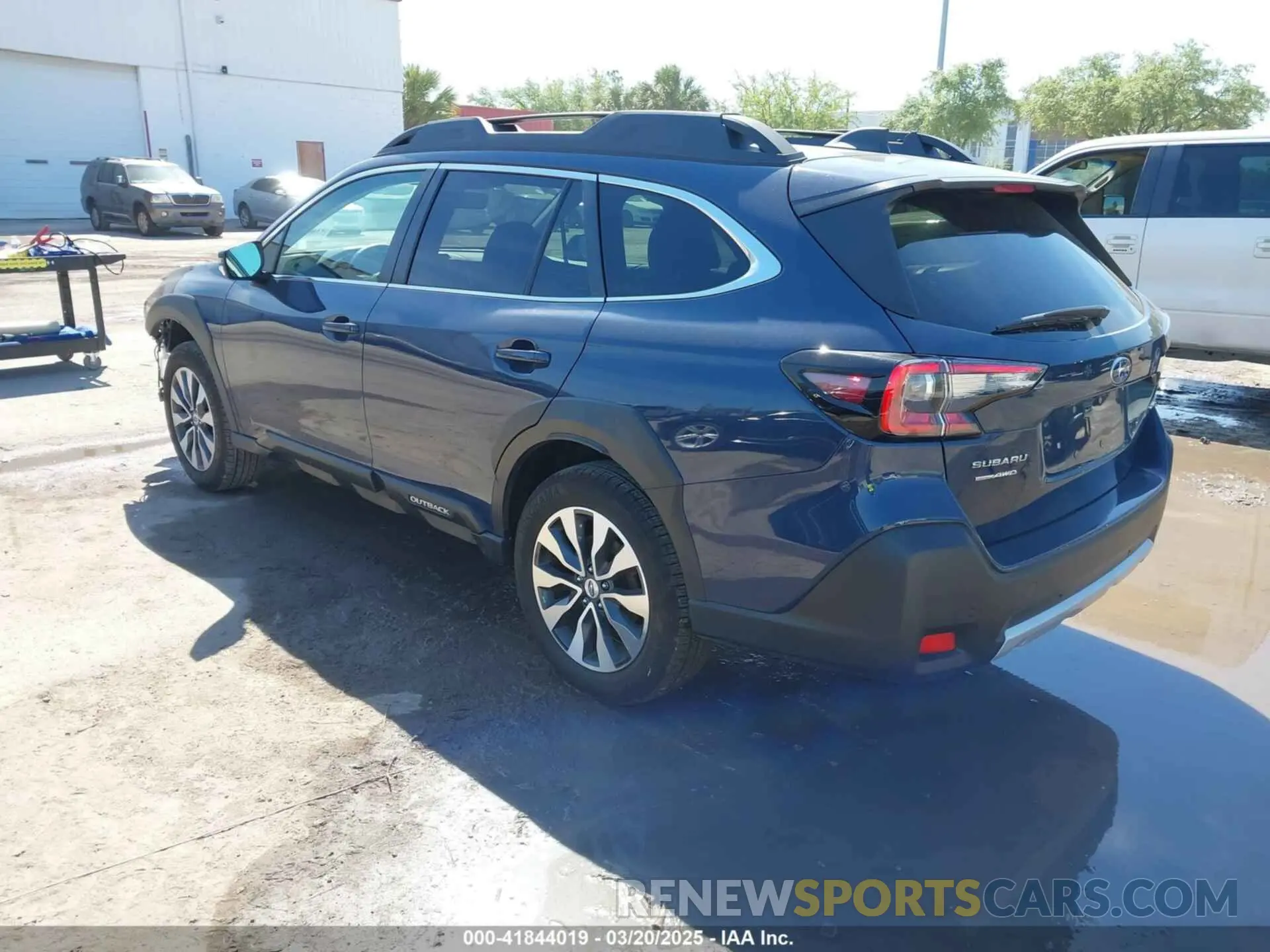 3 fotografías del automóvil dañado 4S4BTANC2P3198500 SUBARU OUTBACK 2023
