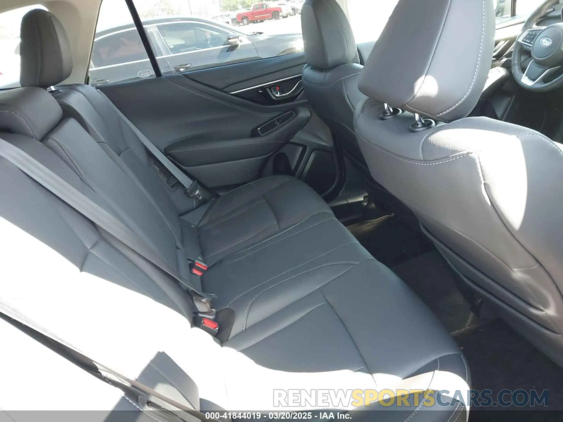 8 fotografías del automóvil dañado 4S4BTANC2P3198500 SUBARU OUTBACK 2023