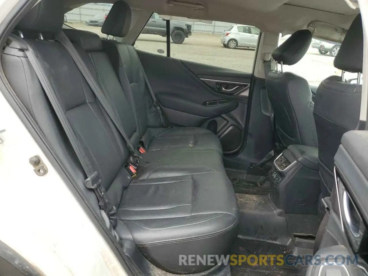 10 fotografías del automóvil dañado 4S4BTGND4P3161735 SUBARU OUTBACK 2023