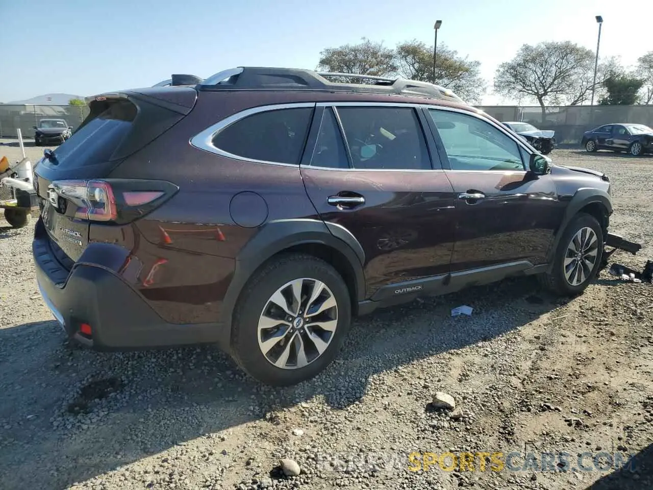 3 fotografías del automóvil dañado 4S4BTGPD4P3141286 SUBARU OUTBACK 2023