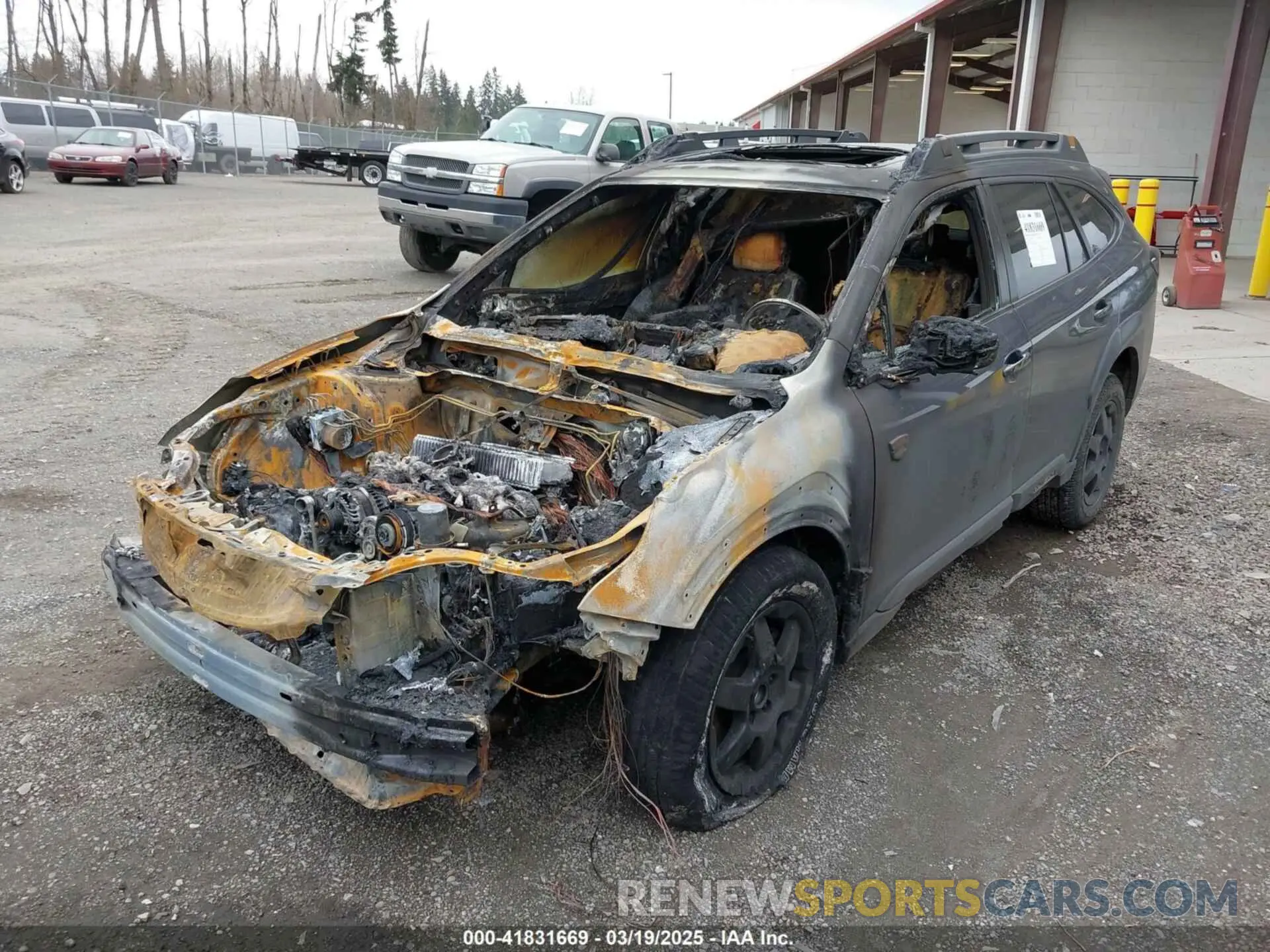 2 fotografías del automóvil dañado 4S4BTGUD6P3211293 SUBARU OUTBACK 2023