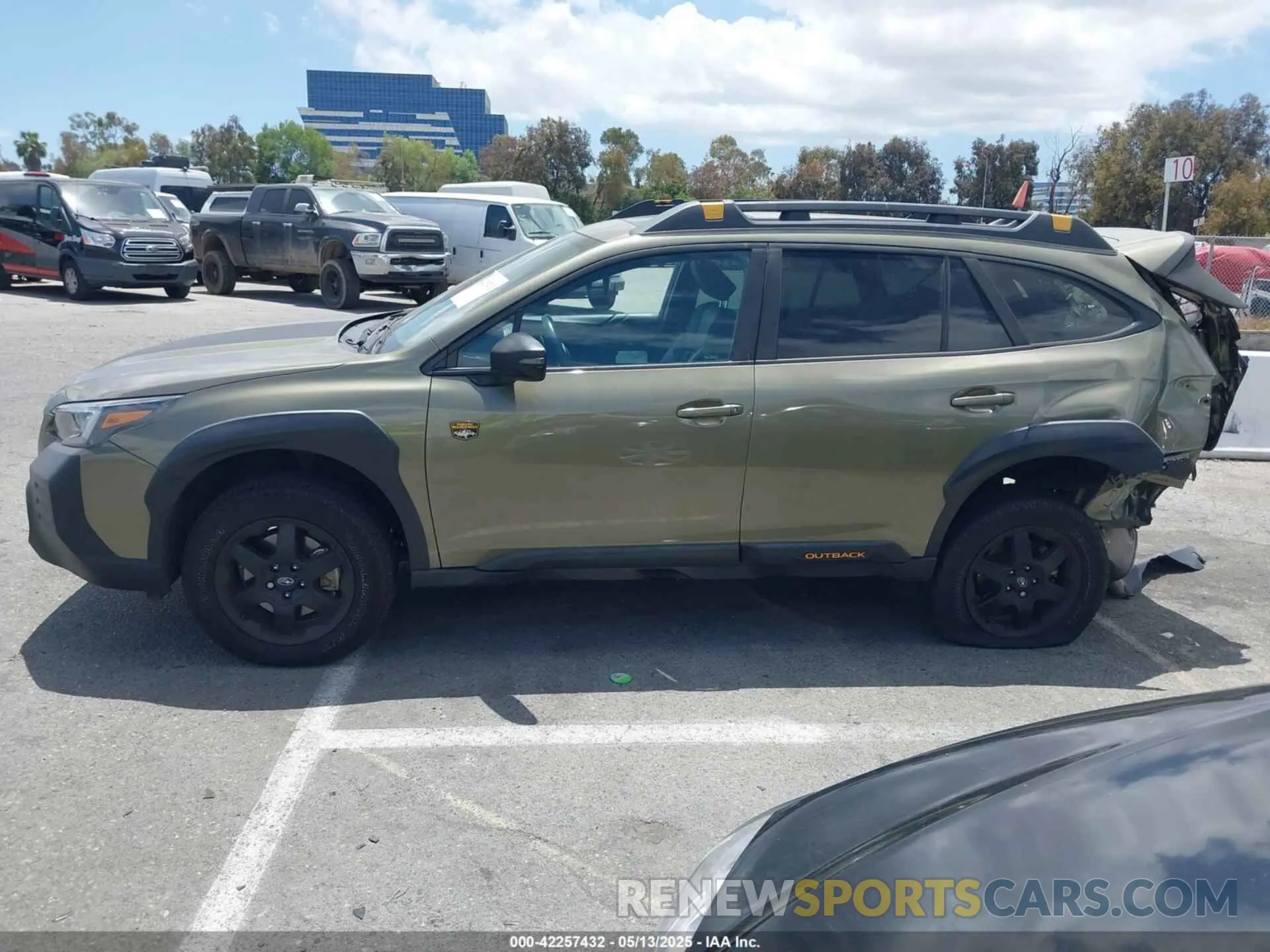 14 fotografías del automóvil dañado 4S4BTGUD7P3111980 SUBARU OUTBACK 2023