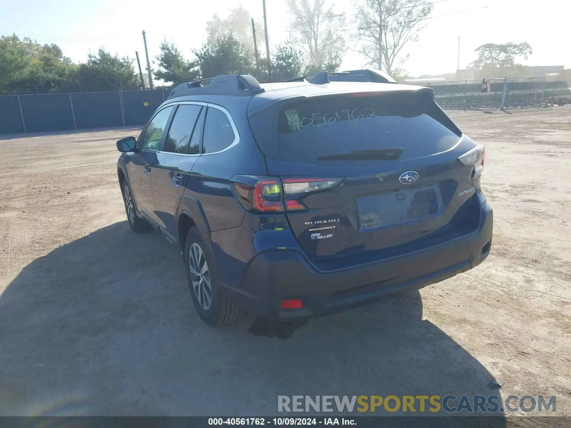 3 fotografías del automóvil dañado 4S4BTAFC4R3278317 SUBARU OUTBACK 2024
