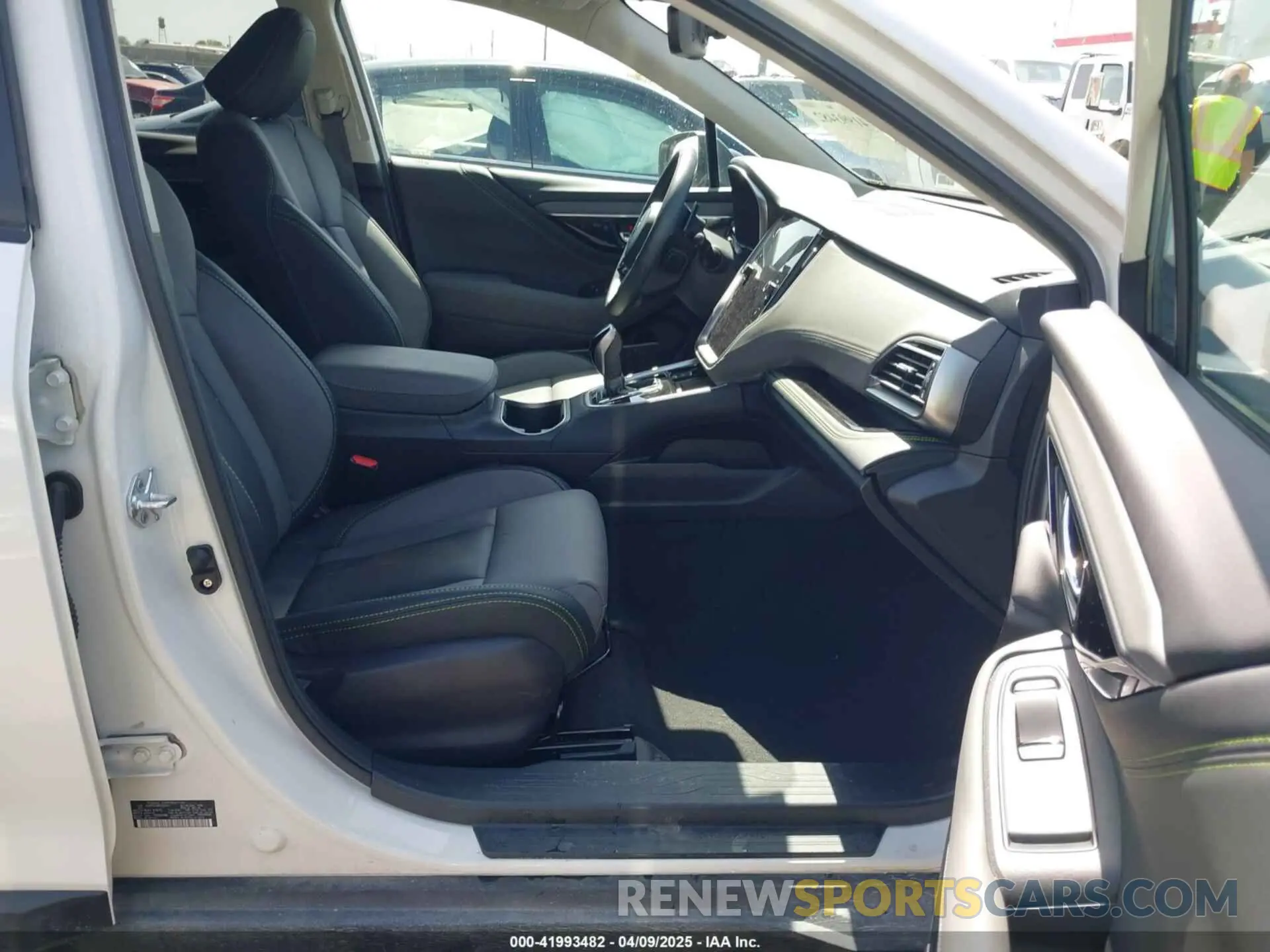 5 fotografías del automóvil dañado 4S4BTALC9R3137649 SUBARU OUTBACK 2024