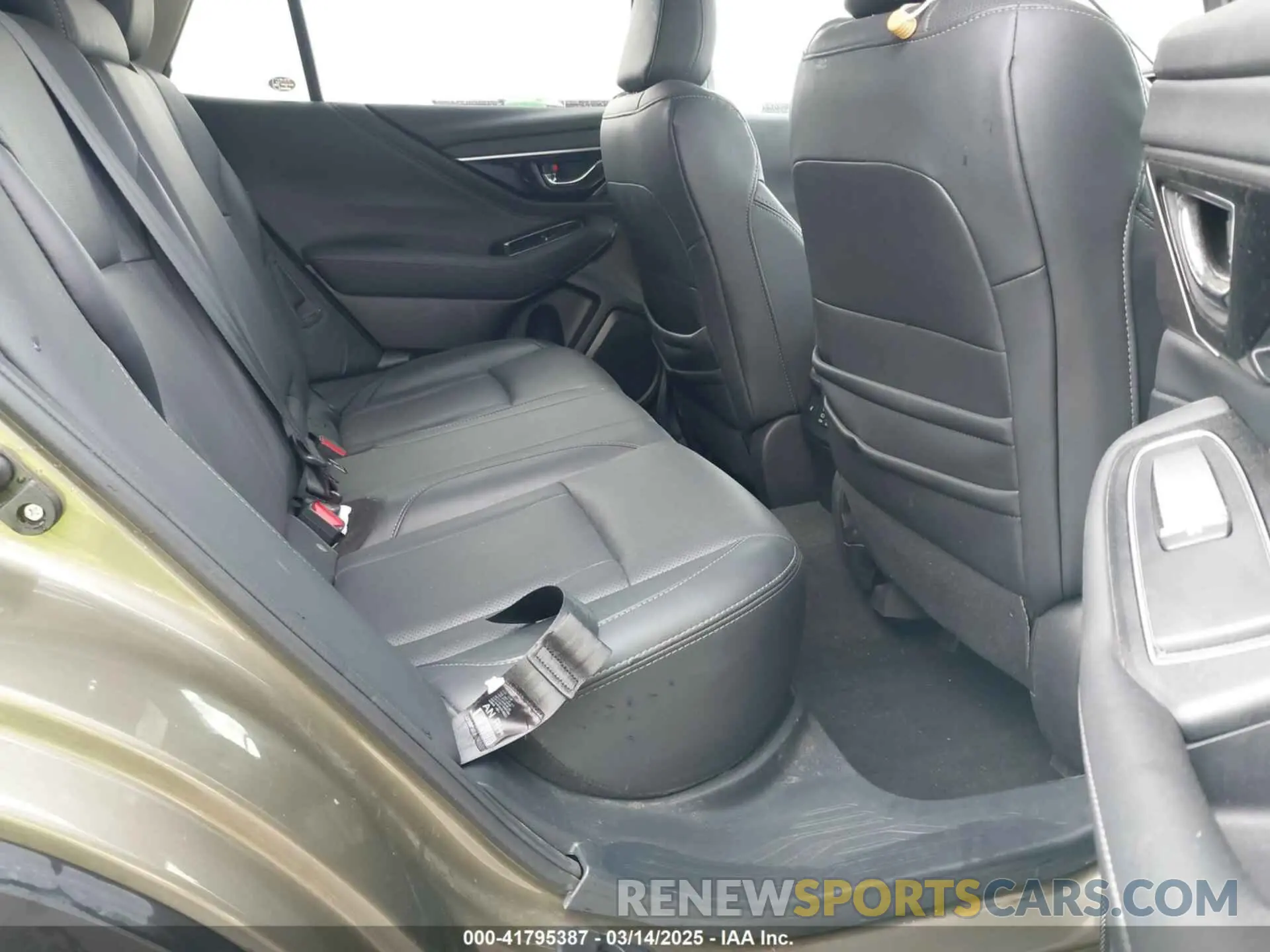 8 fotografías del automóvil dañado 4S4BTANC1R3100902 SUBARU OUTBACK 2024