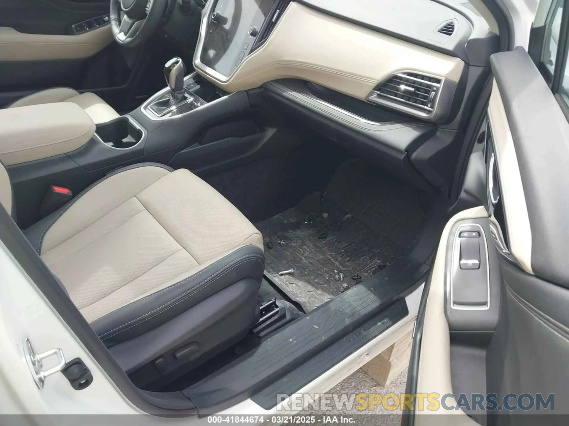 5 fotografías del automóvil dañado 4S4BTANC1R3231893 SUBARU OUTBACK 2024