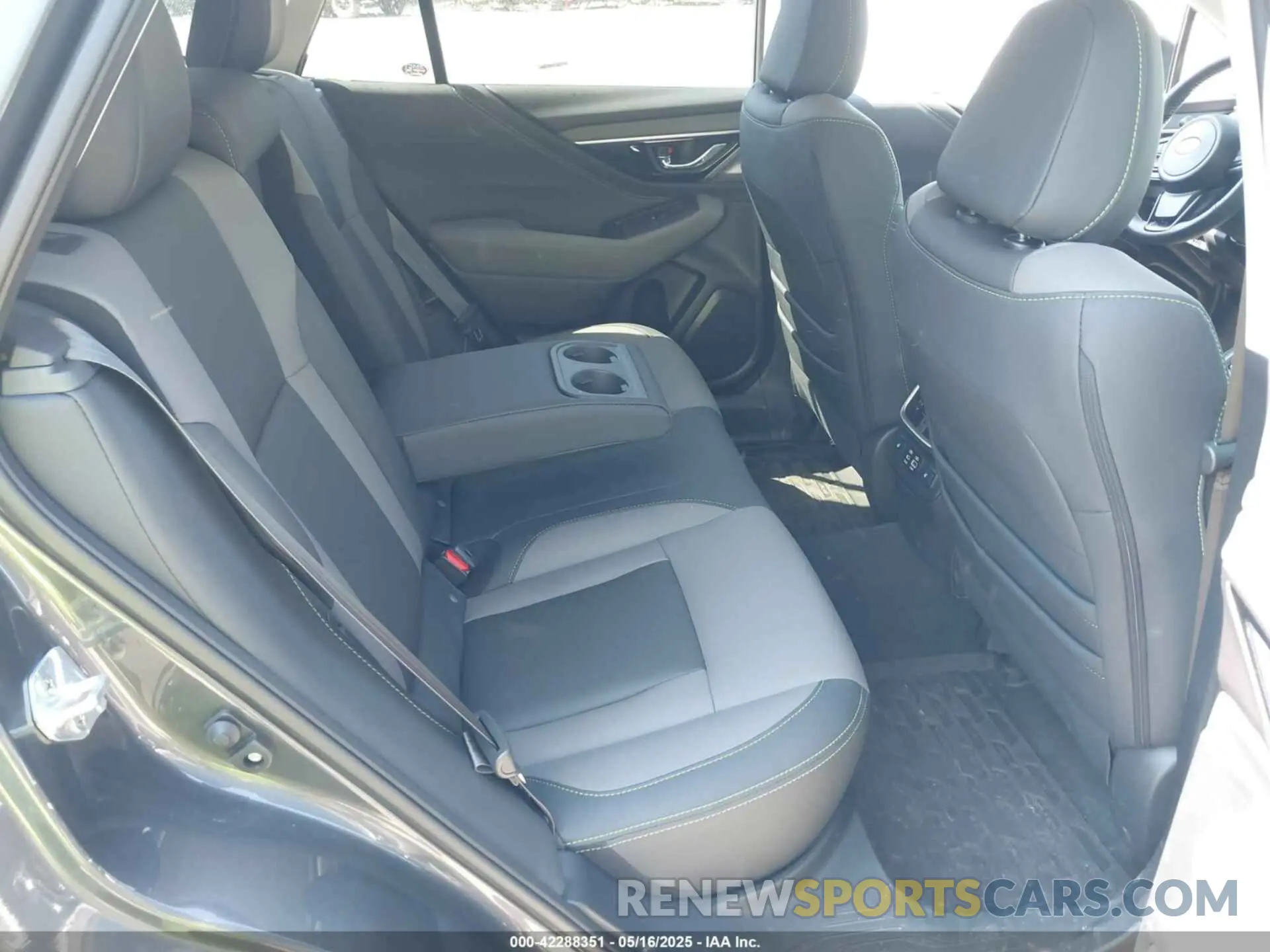 8 fotografías del automóvil dañado 4S4BTGLD1R3184539 SUBARU OUTBACK 2024