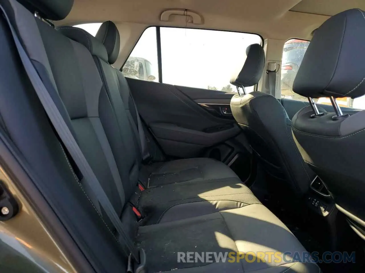 11 fotografías del automóvil dañado 4S4BTGLD2R3237863 SUBARU OUTBACK 2024