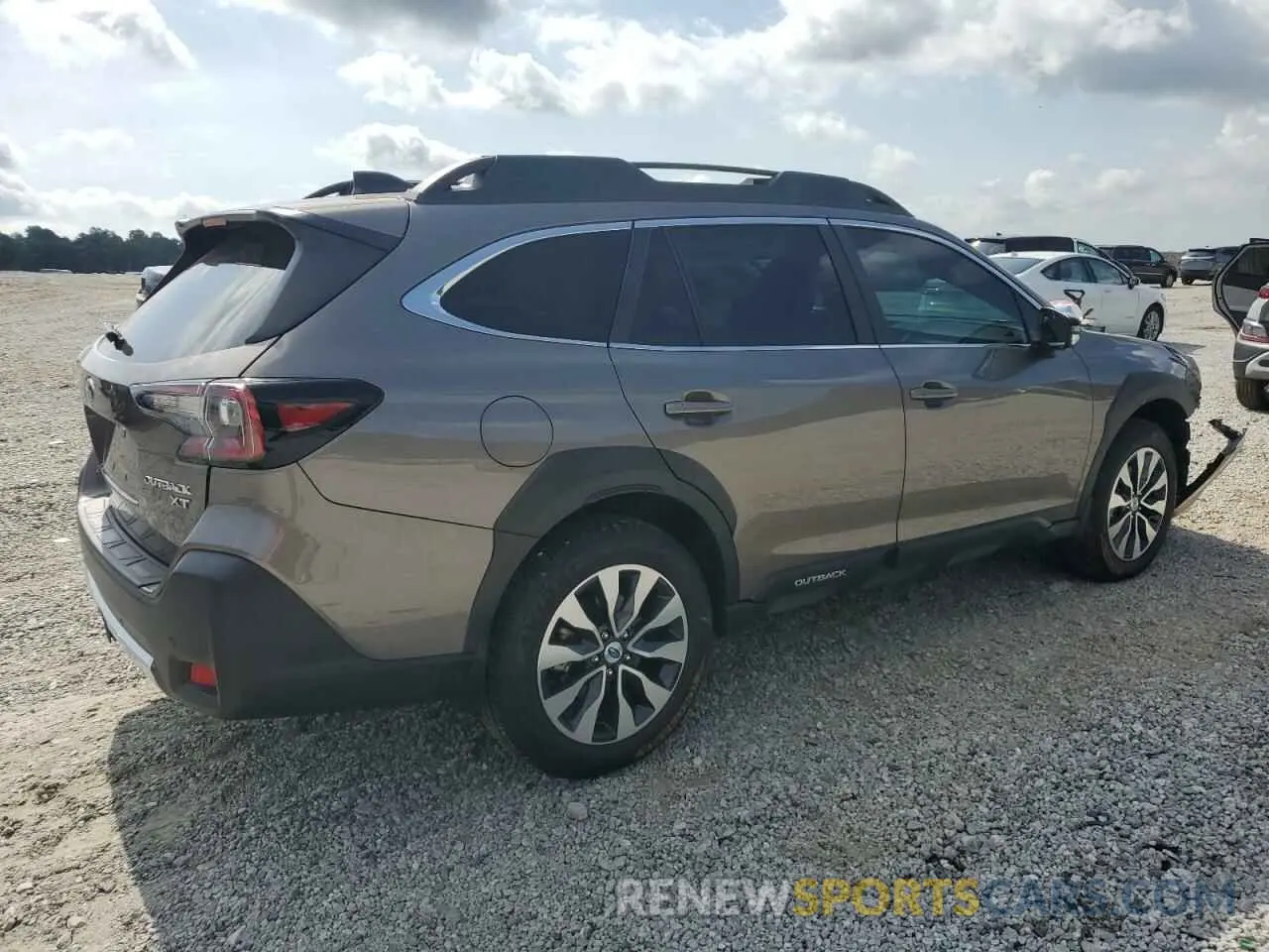 3 fotografías del automóvil dañado 4S4BTGND4R3165786 SUBARU OUTBACK 2024