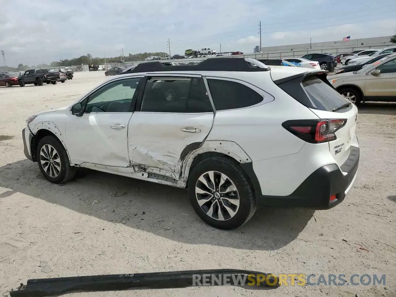 2 fotografías del automóvil dañado 4S4BTGPD9R3178479 SUBARU OUTBACK 2024