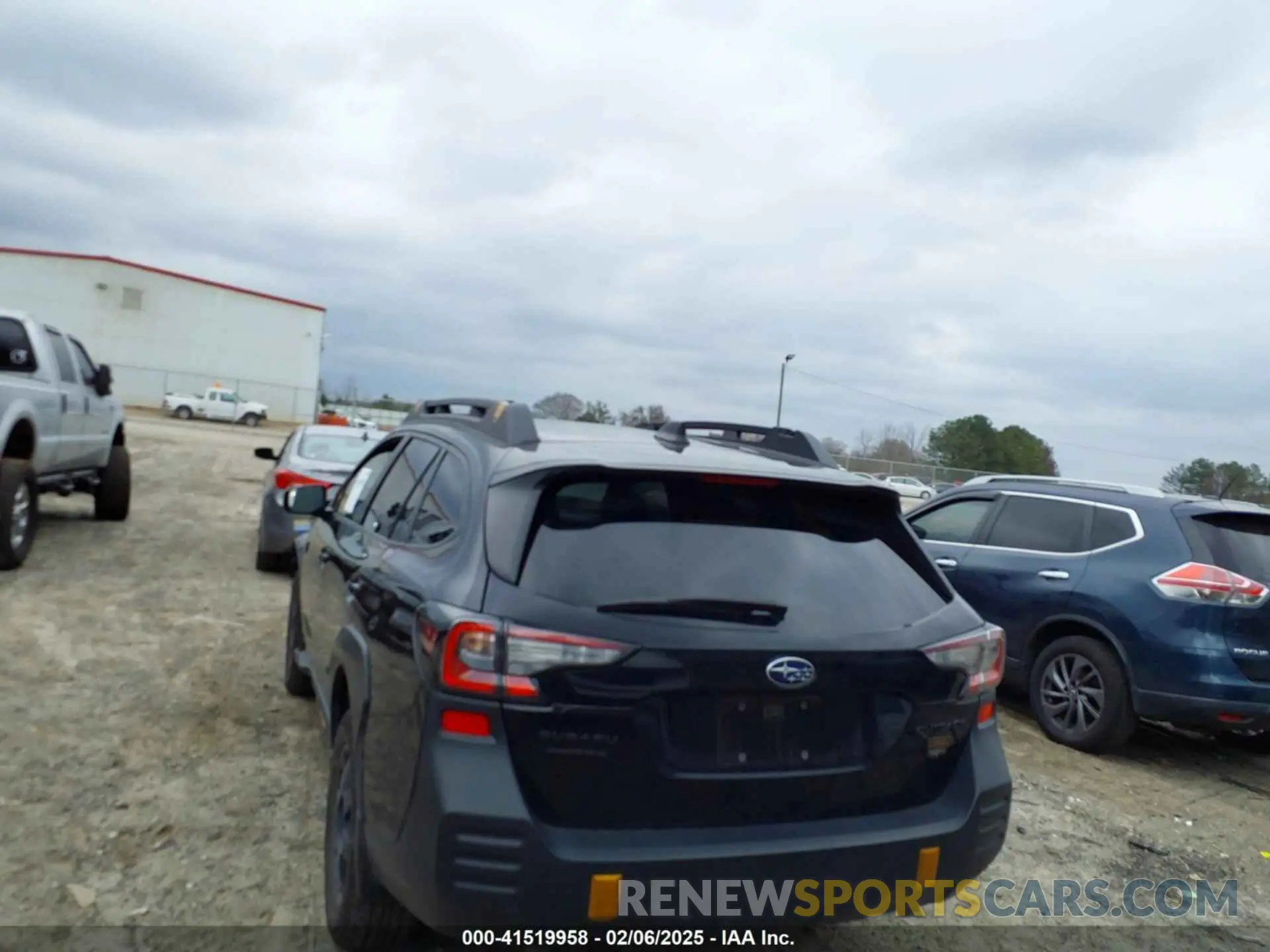 17 fotografías del automóvil dañado 4S4BTGUD0R3128431 SUBARU OUTBACK 2024