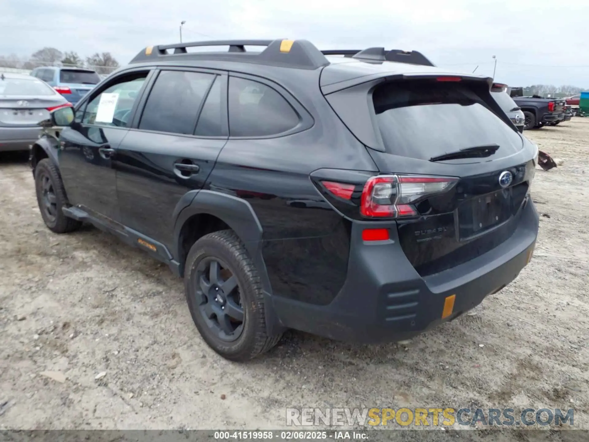 3 fotografías del automóvil dañado 4S4BTGUD0R3128431 SUBARU OUTBACK 2024