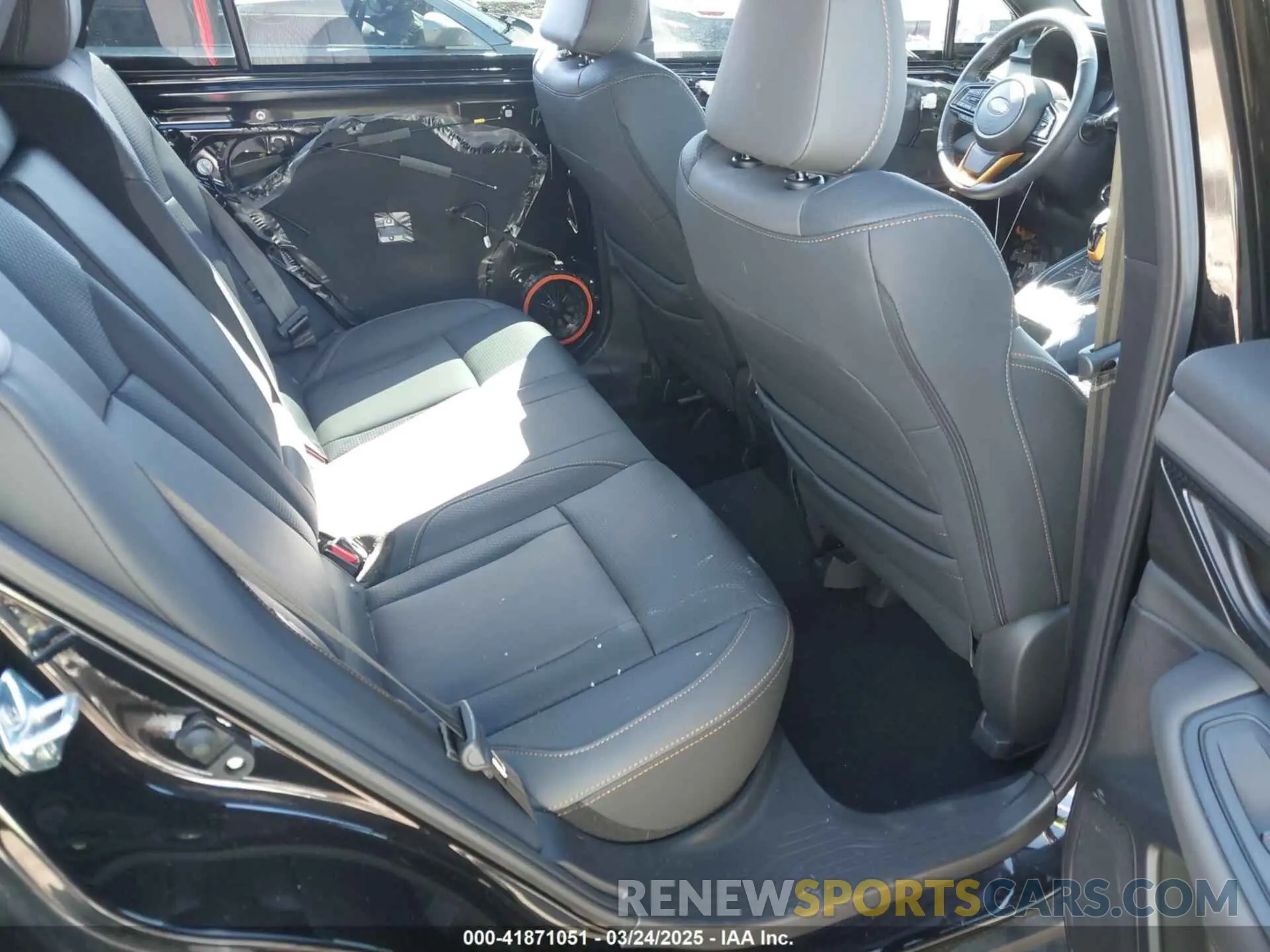 8 fotografías del automóvil dañado 4S4BTGUDXR3282239 SUBARU OUTBACK 2024
