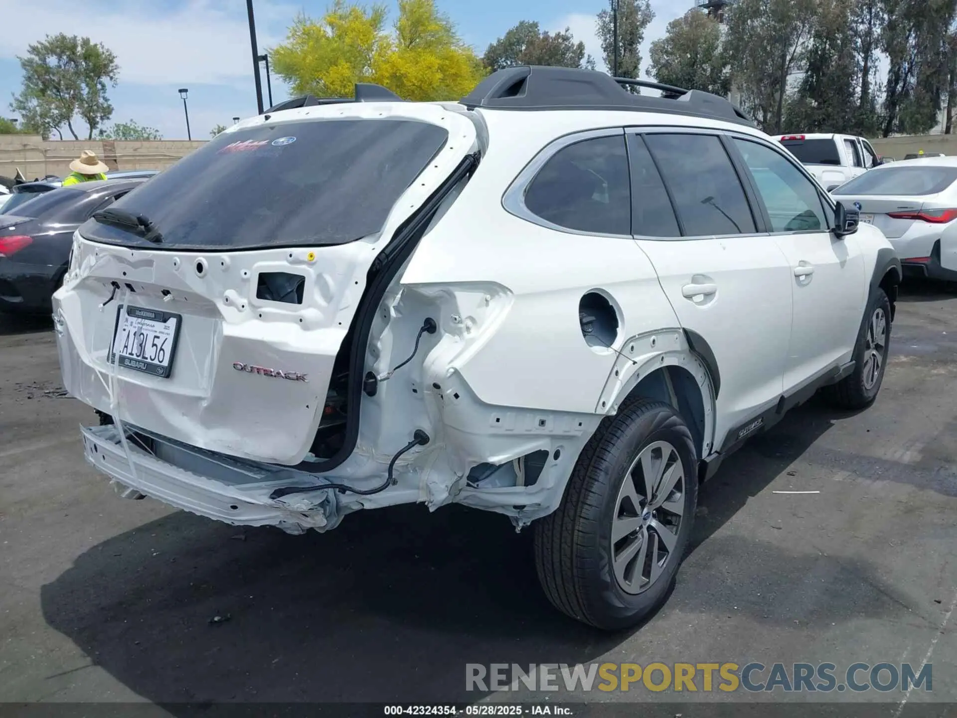 4 fotografías del automóvil dañado 4S4BTADC3S3200944 SUBARU OUTBACK 2025