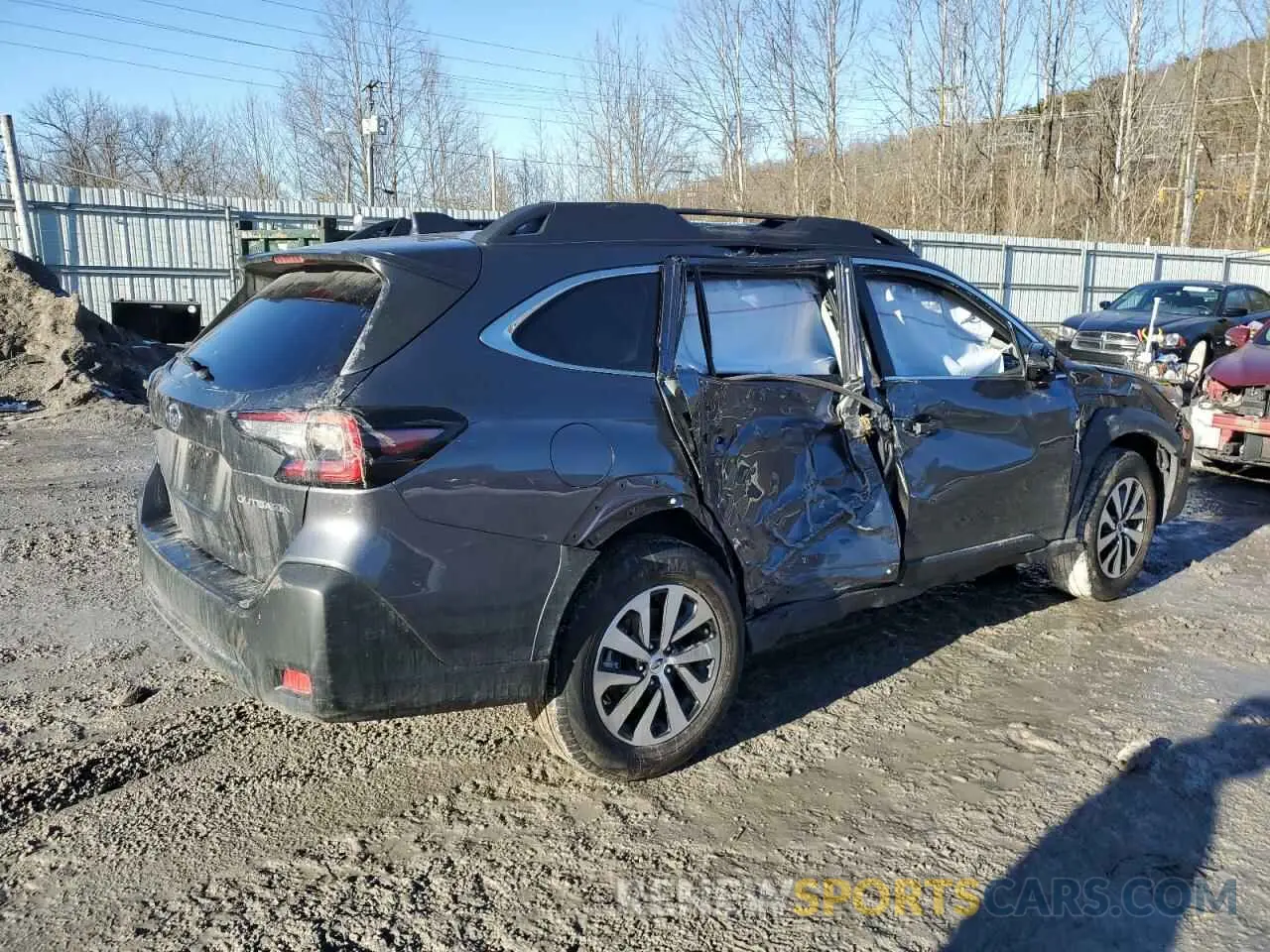 3 fotografías del automóvil dañado 4S4BTAFC8S3176105 SUBARU OUTBACK 2025