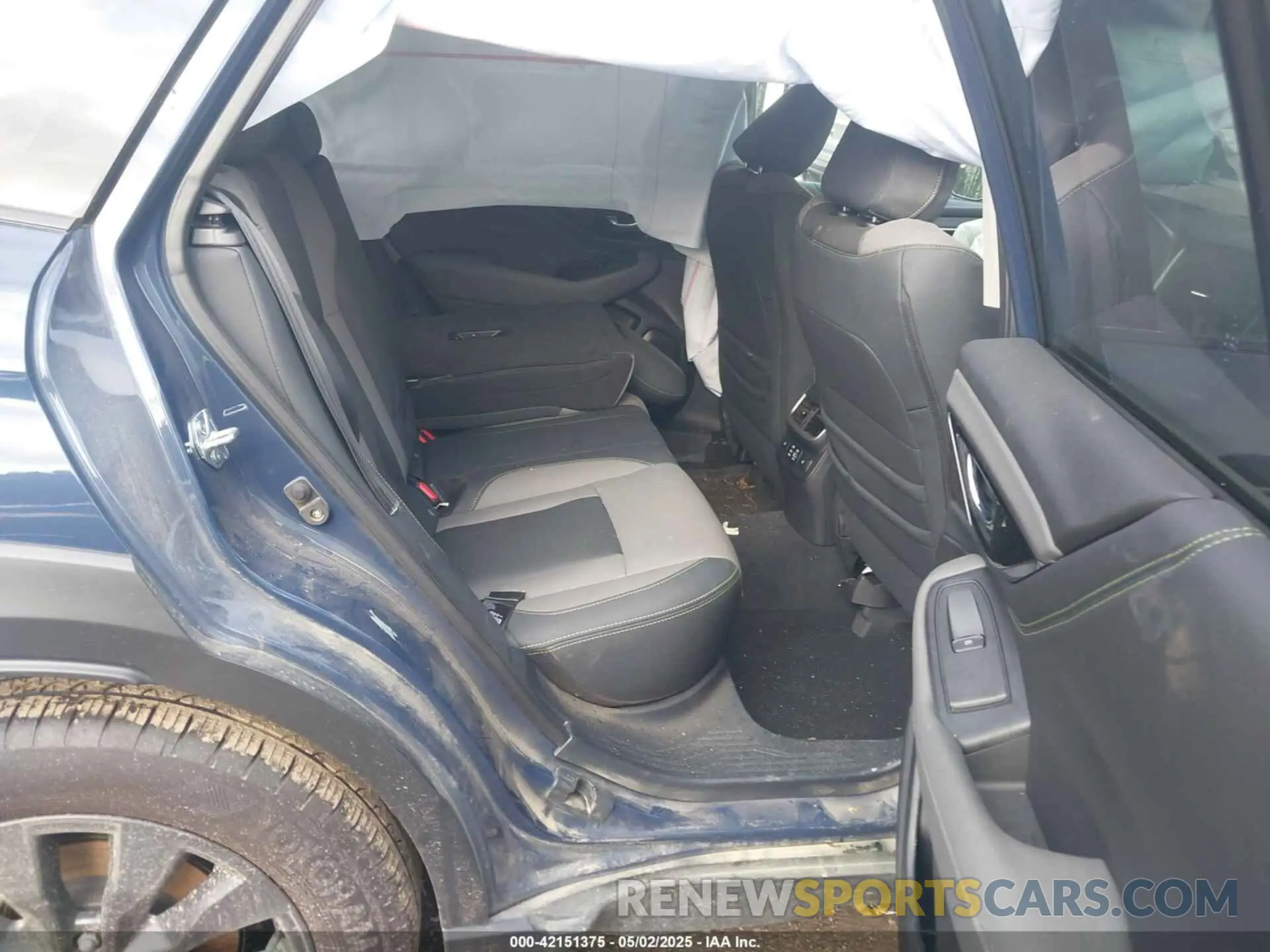 8 fotografías del automóvil dañado 4S4BTGLD4S3108528 SUBARU OUTBACK 2025