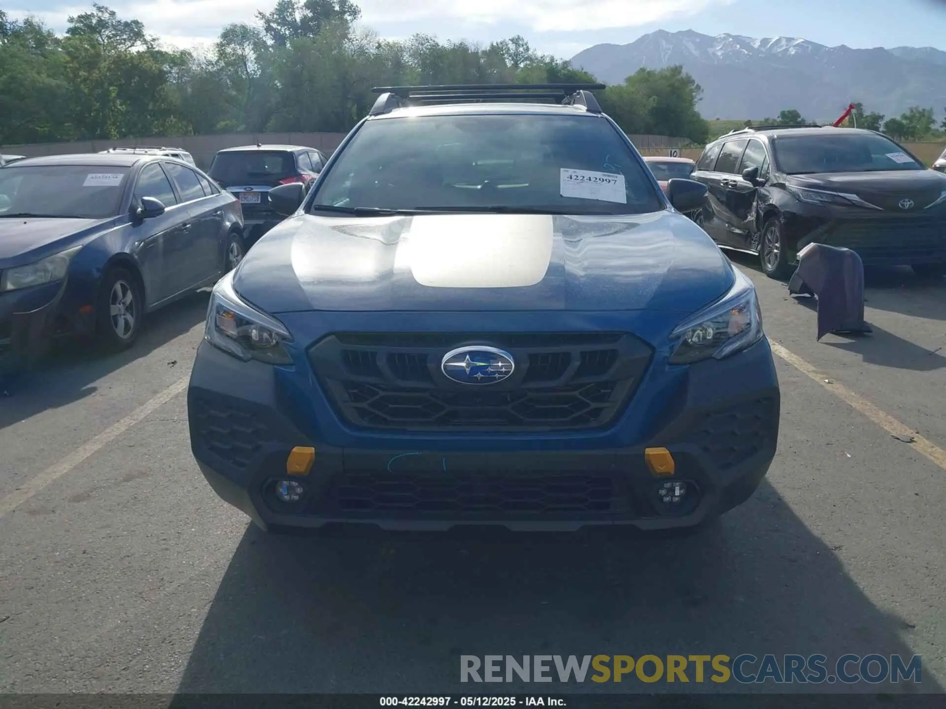 12 fotografías del automóvil dañado 4S4BTGUD0S3167493 SUBARU OUTBACK 2025