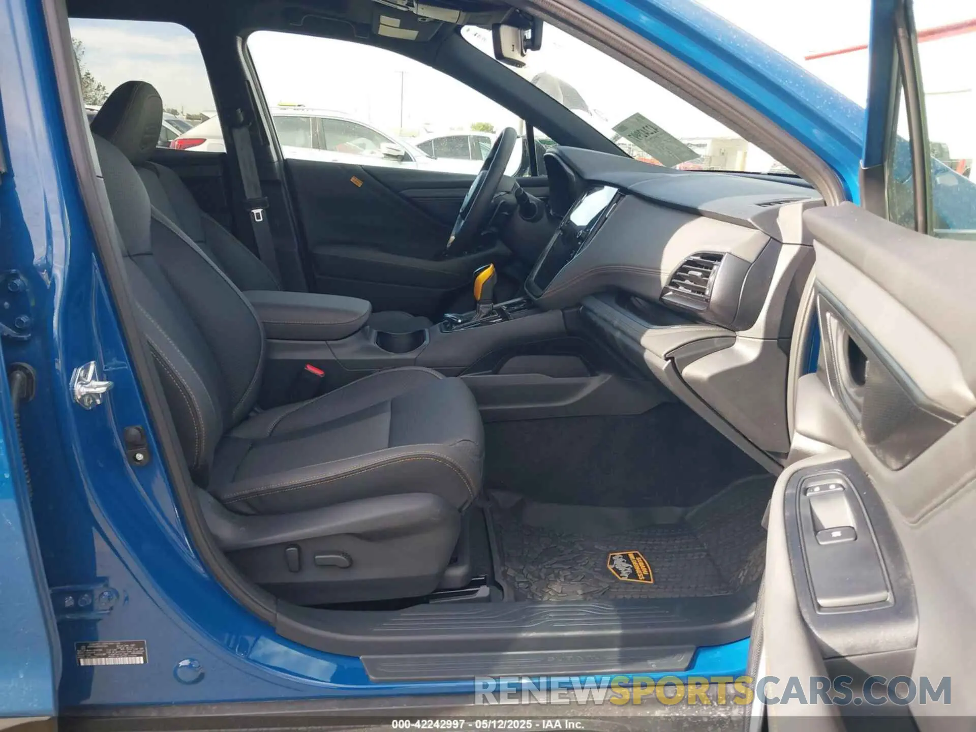 5 fotografías del automóvil dañado 4S4BTGUD0S3167493 SUBARU OUTBACK 2025