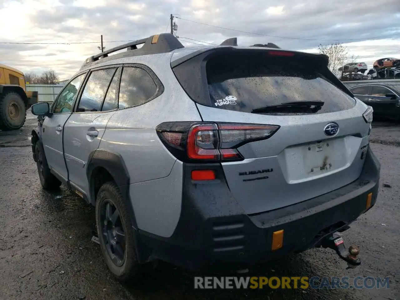 2 fotografías del automóvil dañado 4S4BTGUD3N3234074 SUBARU OUTBACK WI 2022