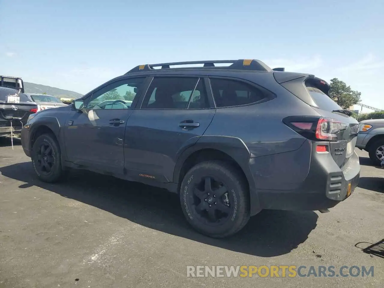 2 fotografías del automóvil dañado 4S4BTGUD7R3126661 SUBARU OUTBACK WI 2024