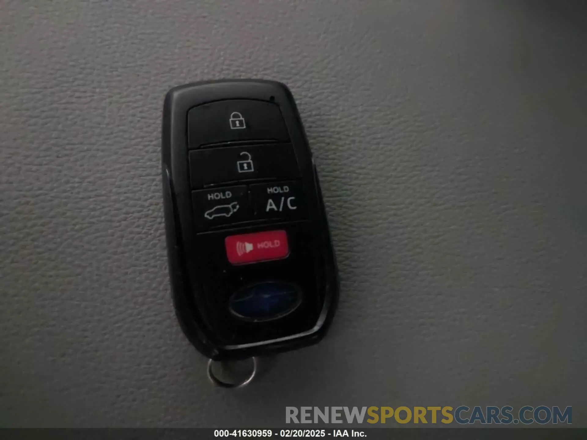11 fotografías del automóvil dañado JTMABABA2PA016084 SUBARU SOLTERRA 2023