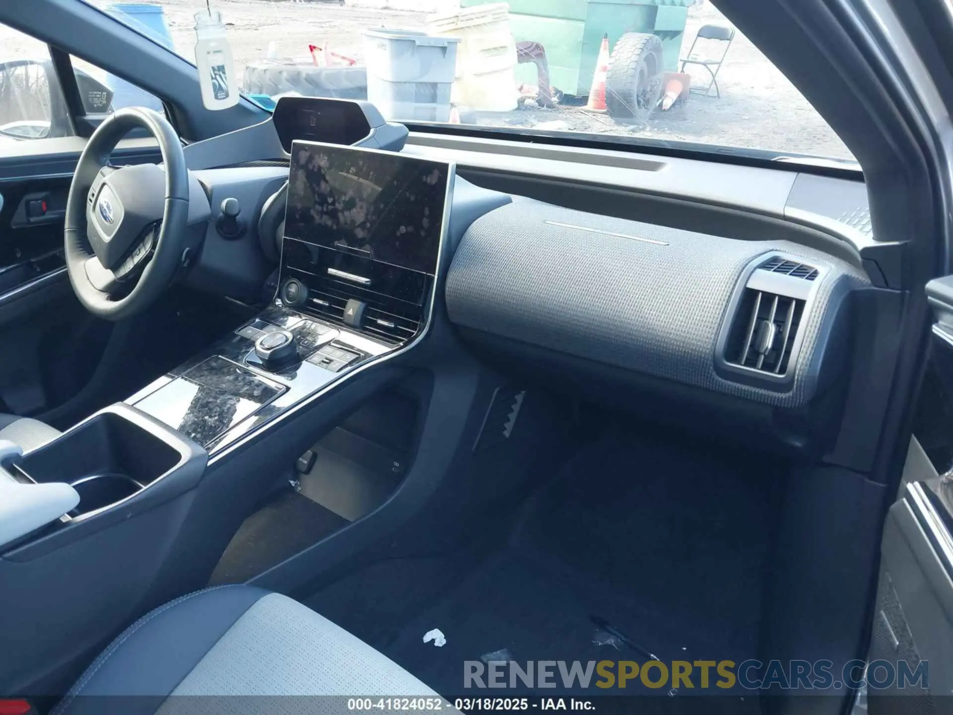 5 fotografías del automóvil dañado JTMABABA9PA038499 SUBARU SOLTERRA 2023