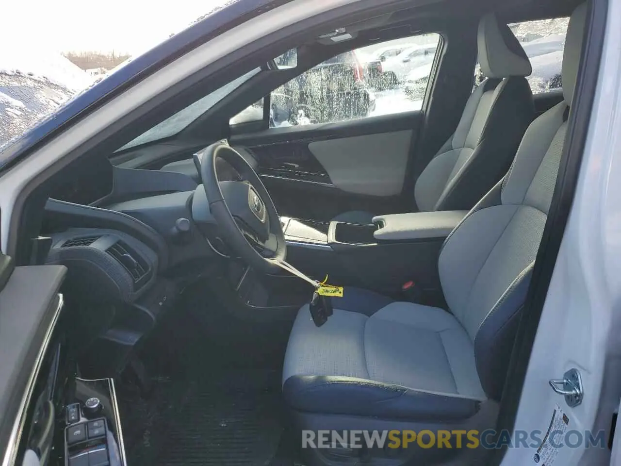 7 fotografías del automóvil dañado JTMABABA0PA025110 SUBARU SOLTERRA P 2023