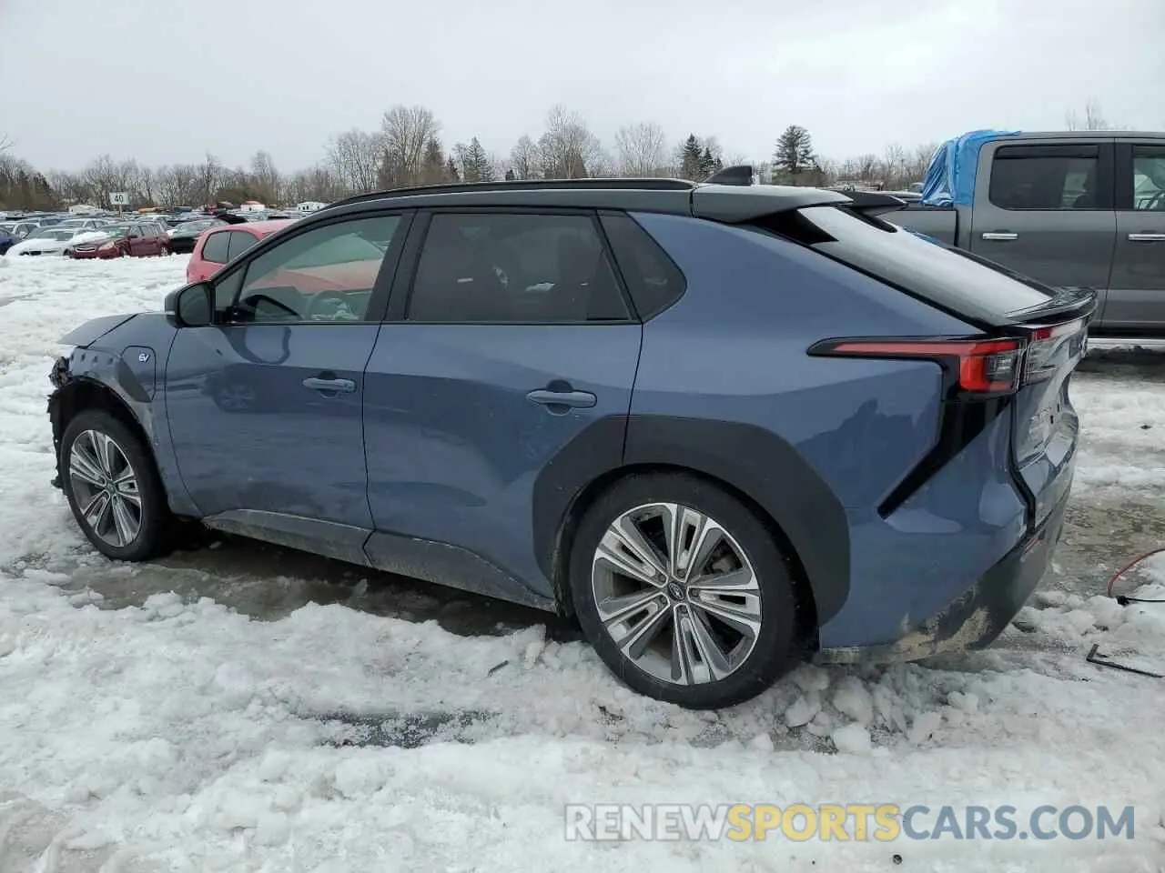 2 fotografías del automóvil dañado JTMABABA0PA040447 SUBARU SOLTERRA P 2023