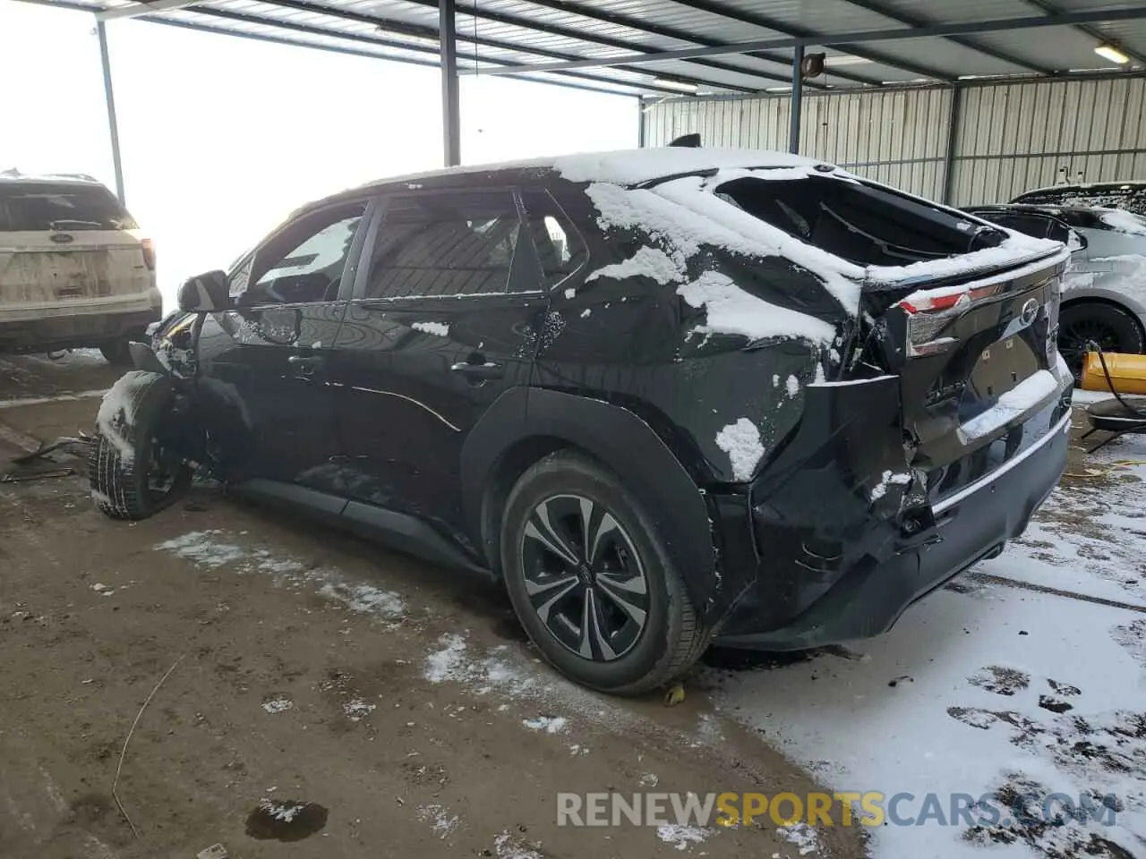 2 fotografías del automóvil dañado JTMABABA2PA027747 SUBARU SOLTERRA P 2023