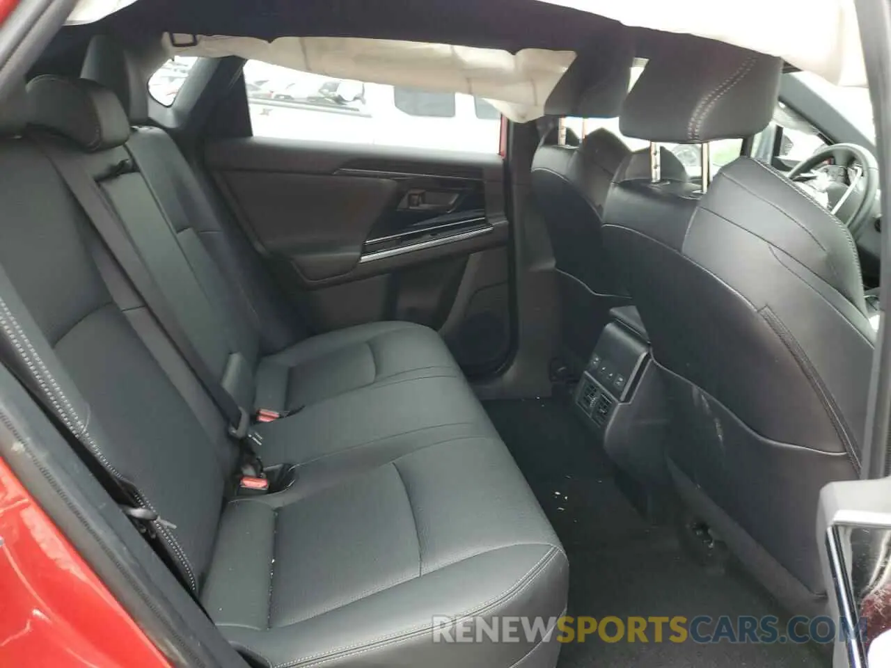 11 fotografías del automóvil dañado JTMABABA4PA002381 SUBARU SOLTERRA P 2023