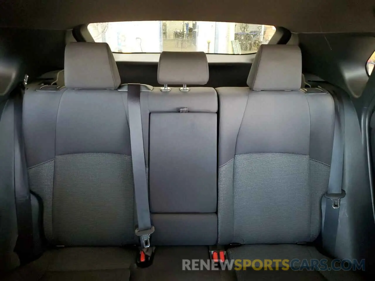 10 fotografías del automóvil dañado JTMABABA8PA025906 SUBARU SOLTERRA P 2023