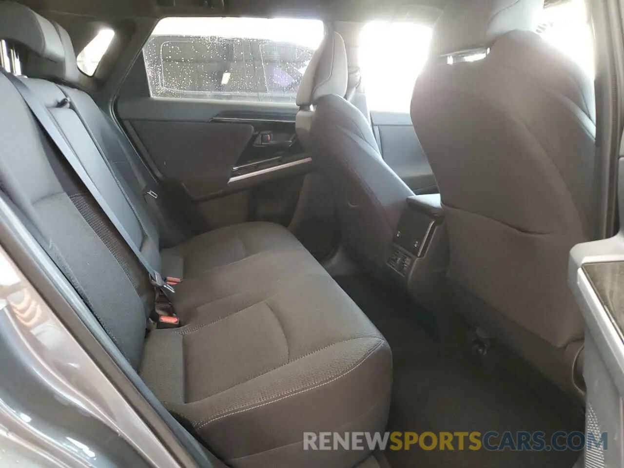 11 fotografías del automóvil dañado JTMABABA8PA025906 SUBARU SOLTERRA P 2023