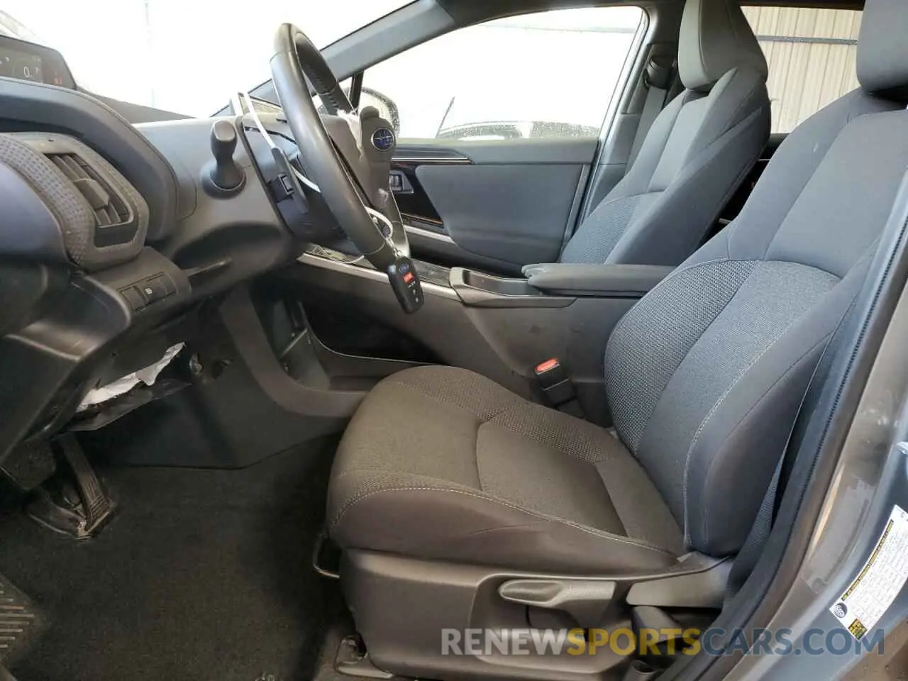 7 fotografías del automóvil dañado JTMABABA8PA025906 SUBARU SOLTERRA P 2023