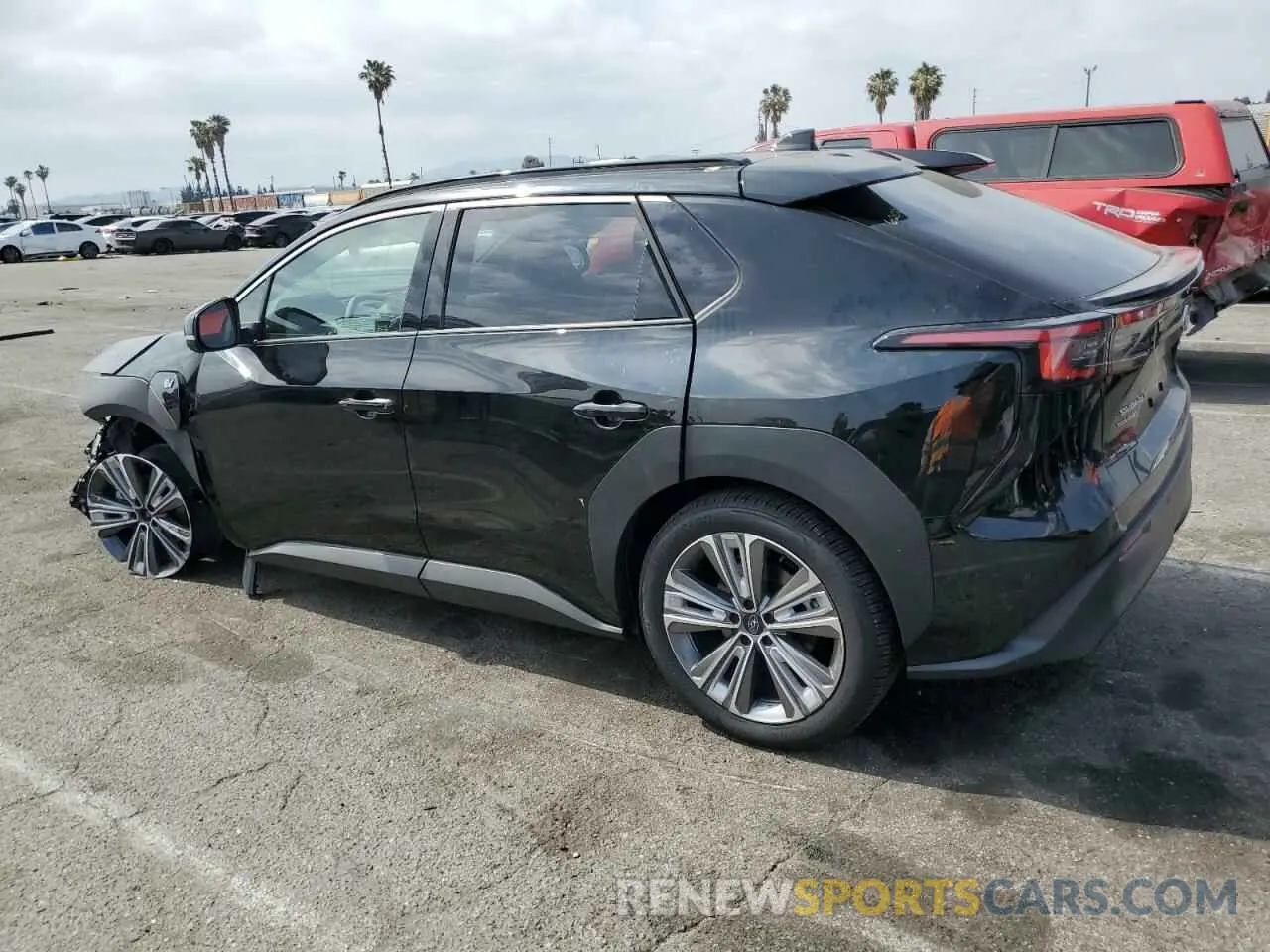 2 fotografías del automóvil dañado JTMABABA8RA074526 SUBARU SOLTERRA P 2024