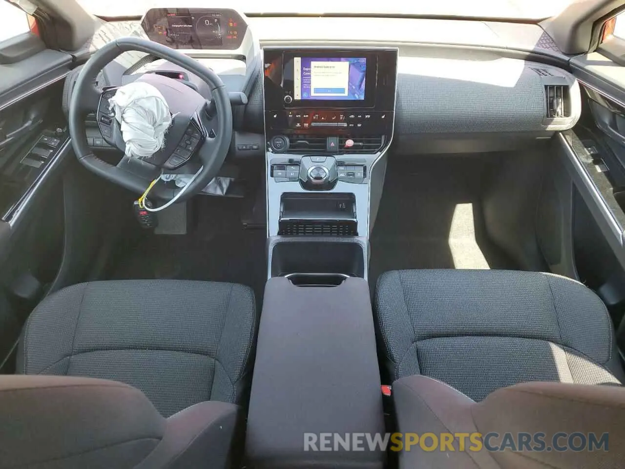 8 fotografías del automóvil dañado JTMABABA8RA082657 SUBARU SOLTERRA P 2024