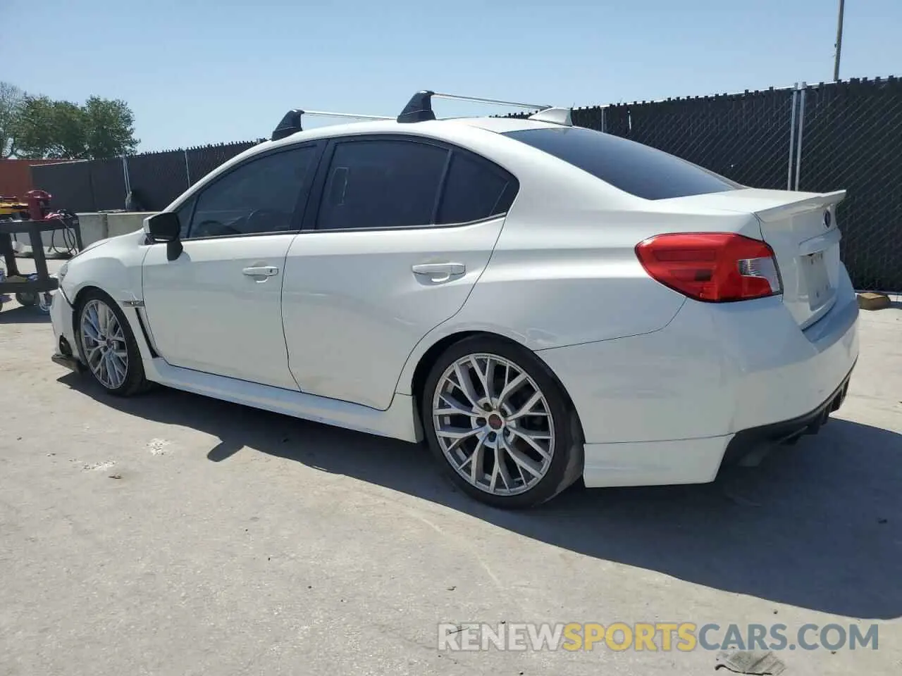2 fotografías del automóvil dañado JF1VA1A60K9809658 SUBARU WRX 2019