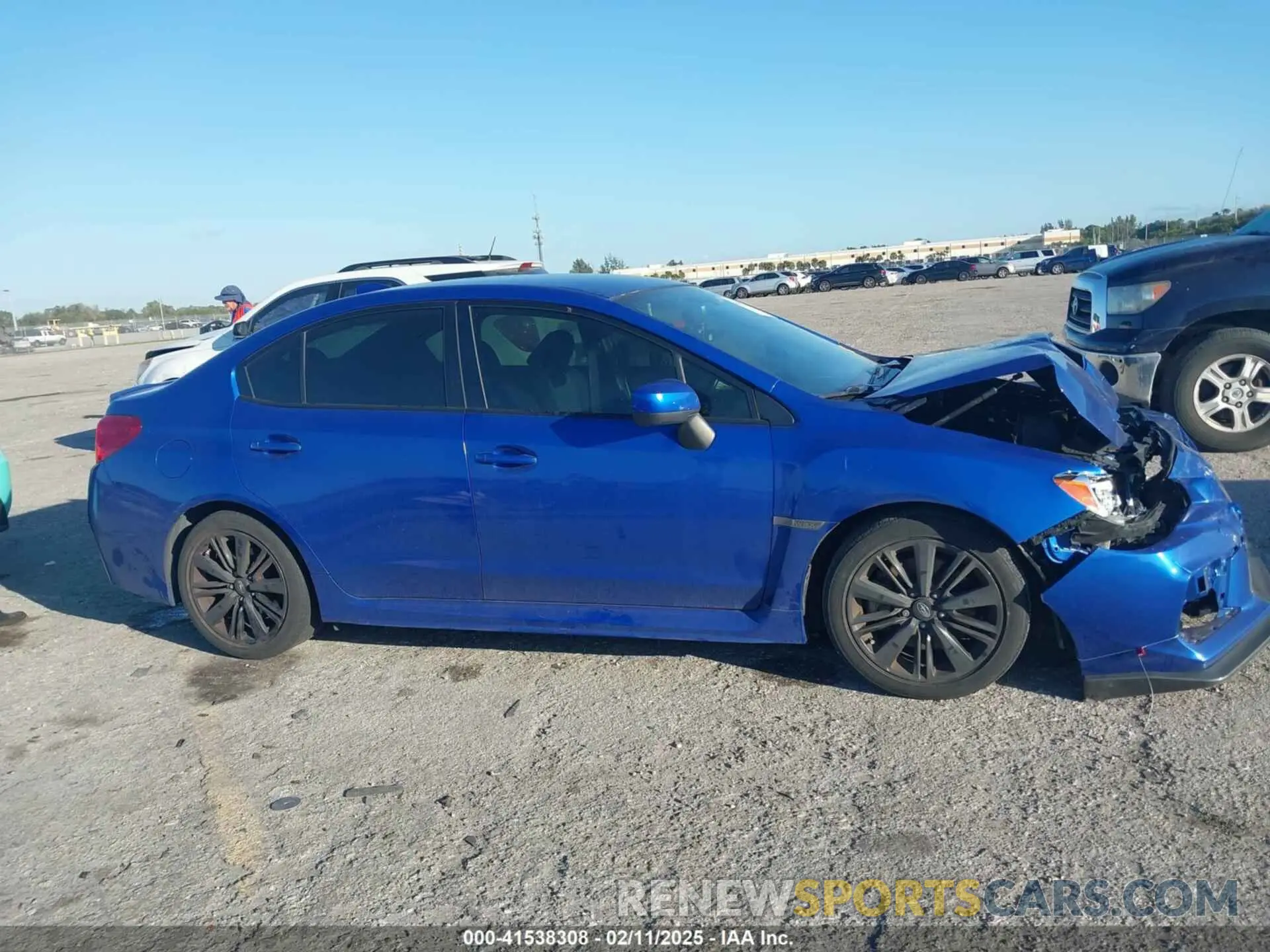 13 fotografías del automóvil dañado JF1VA1A60K9811071 SUBARU WRX 2019