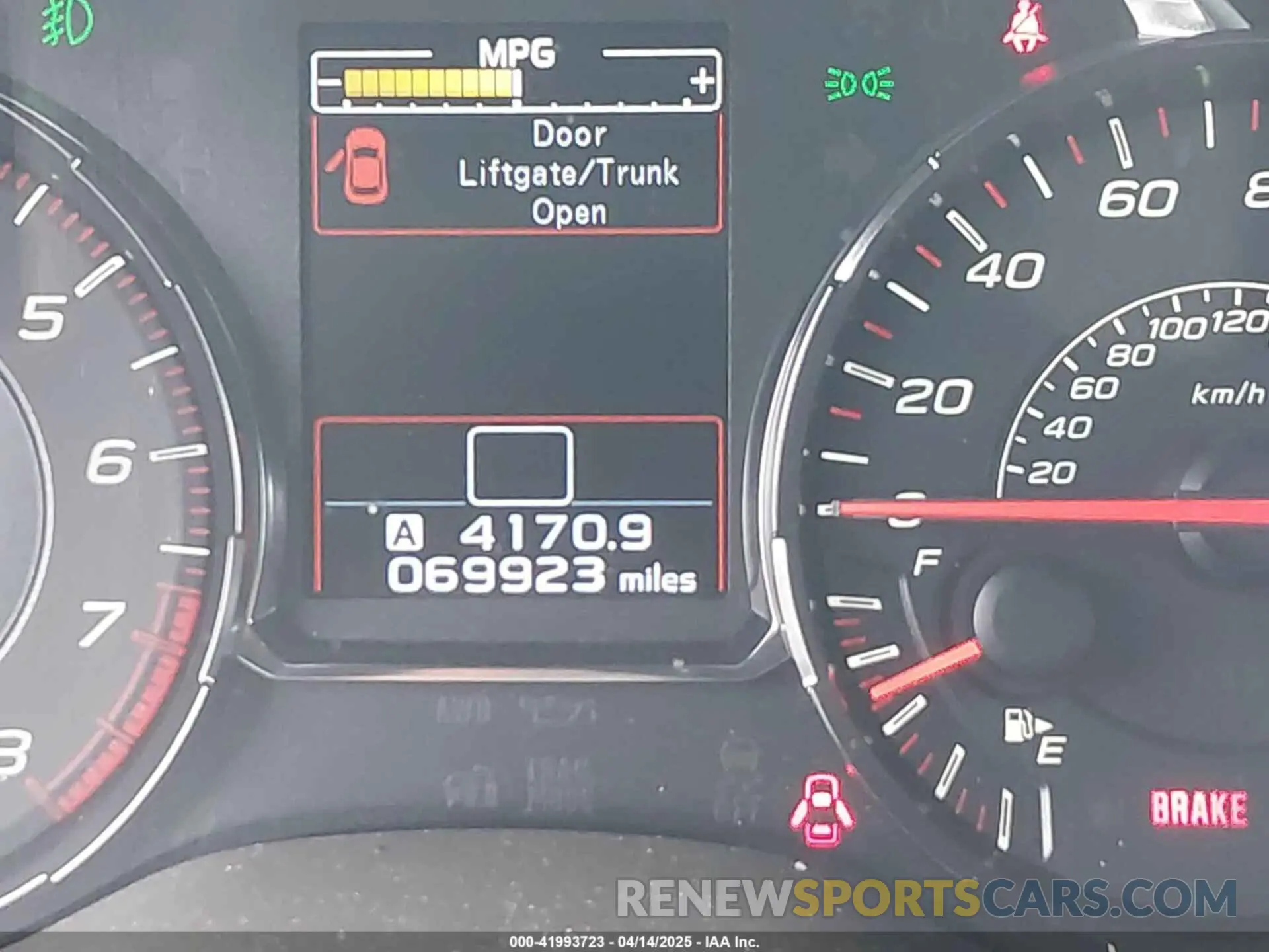 15 fotografías del automóvil dañado JF1VA1J61K9812729 SUBARU WRX 2019