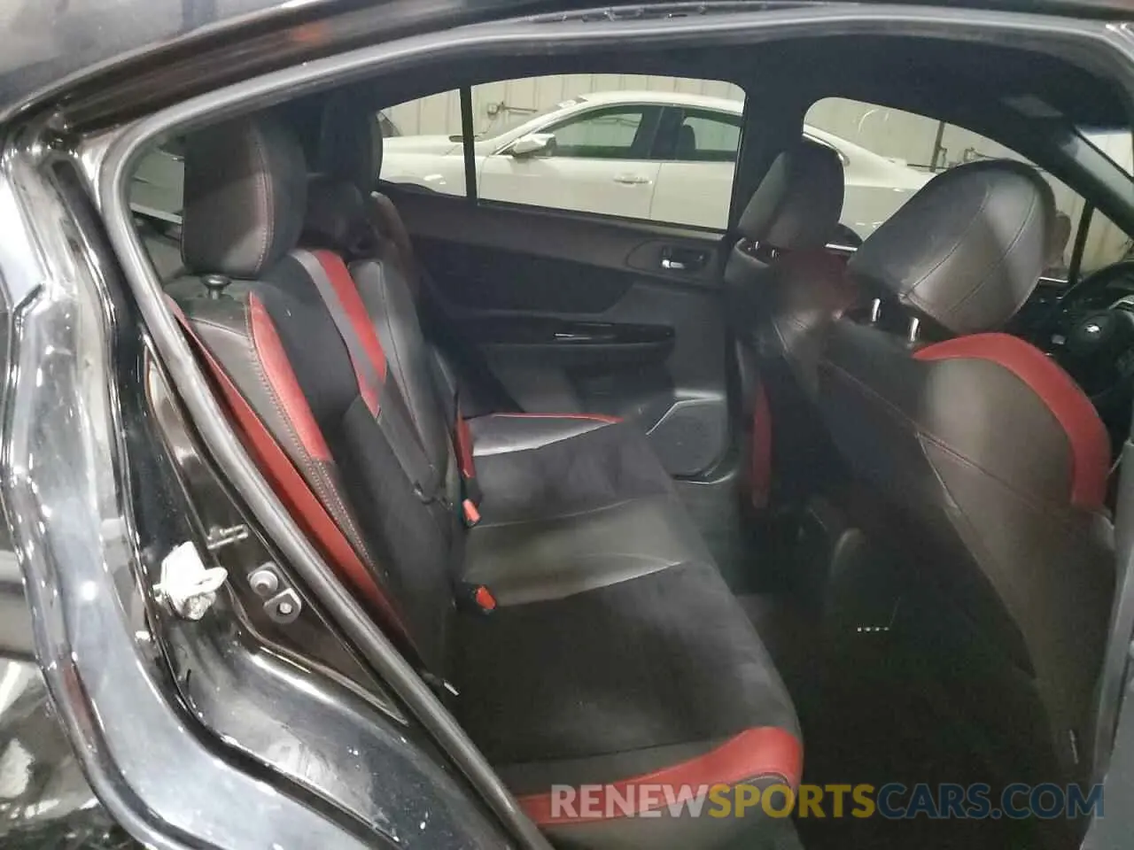 10 fotografías del automóvil dañado JF1VA2R61K9830030 SUBARU WRX 2019