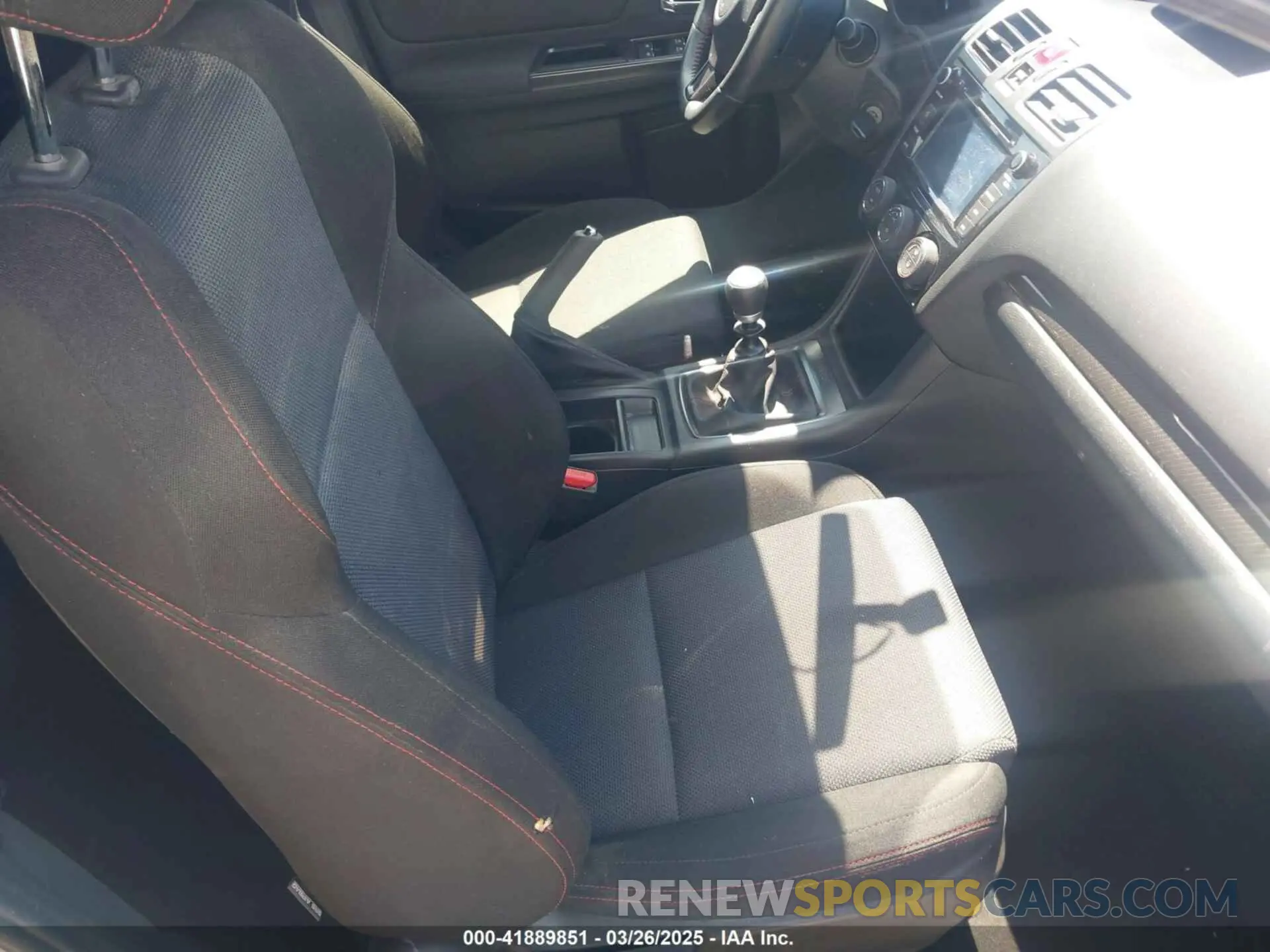 5 fotografías del automóvil dañado JF1VA1A61L9829130 SUBARU WRX 2020