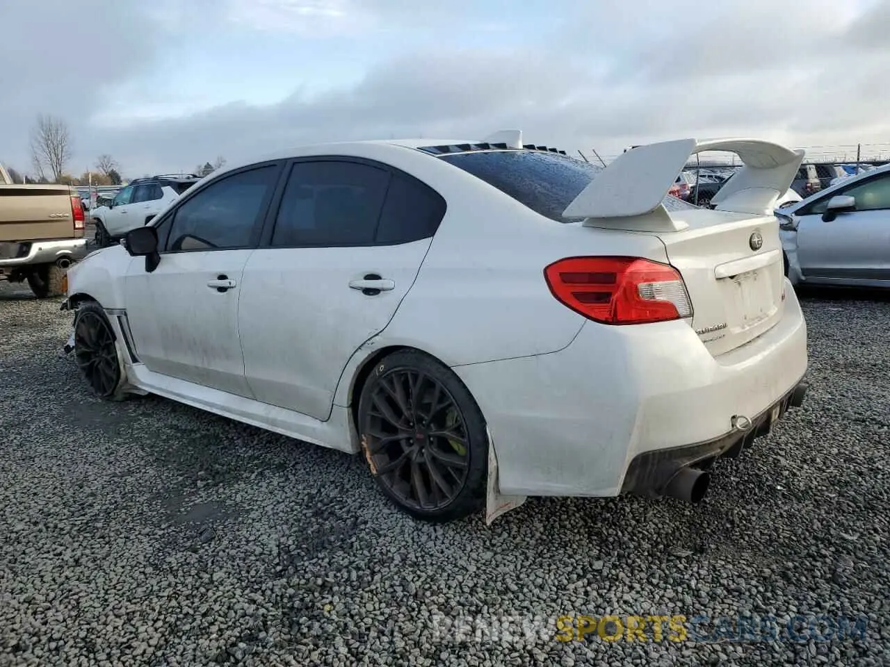 2 fotografías del automóvil dañado JF1VA2S69L9824021 SUBARU WRX 2020