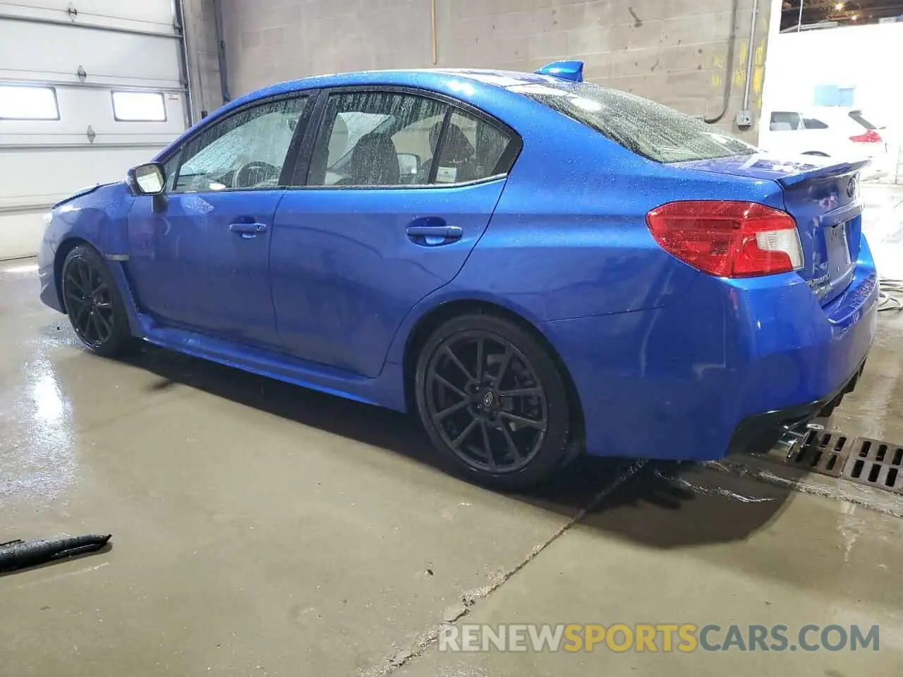 2 fotografías del automóvil dañado JF1VA1J61M9805766 SUBARU WRX 2021