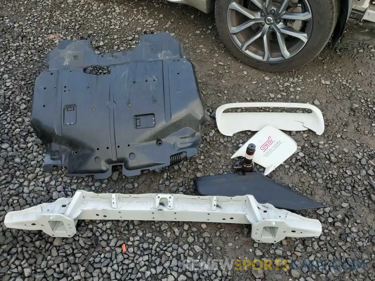 12 fotografías del automóvil dañado JF1VA2S69M9811240 SUBARU WRX 2021